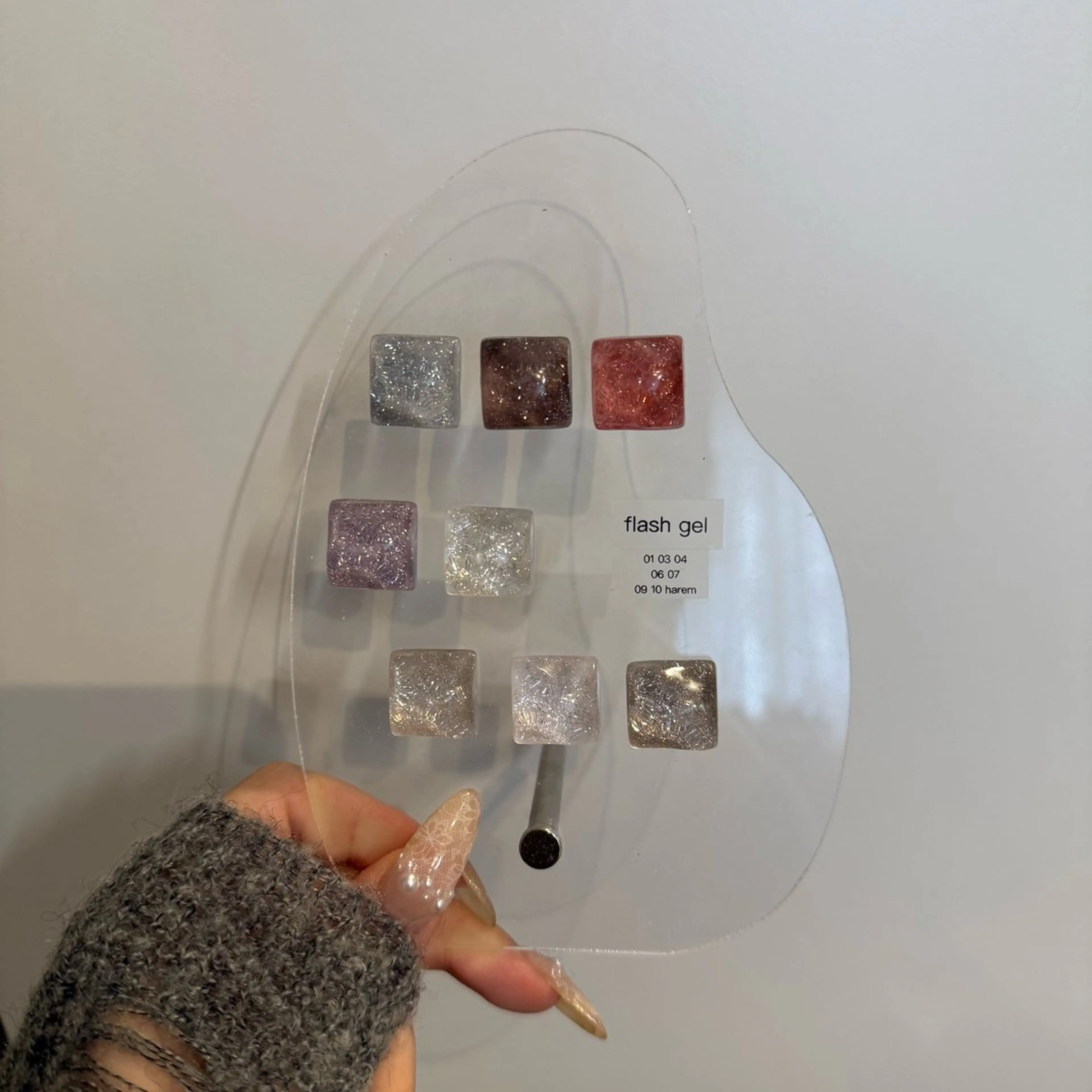 HAND：フラッシュワンカラー(オフあり)の写真