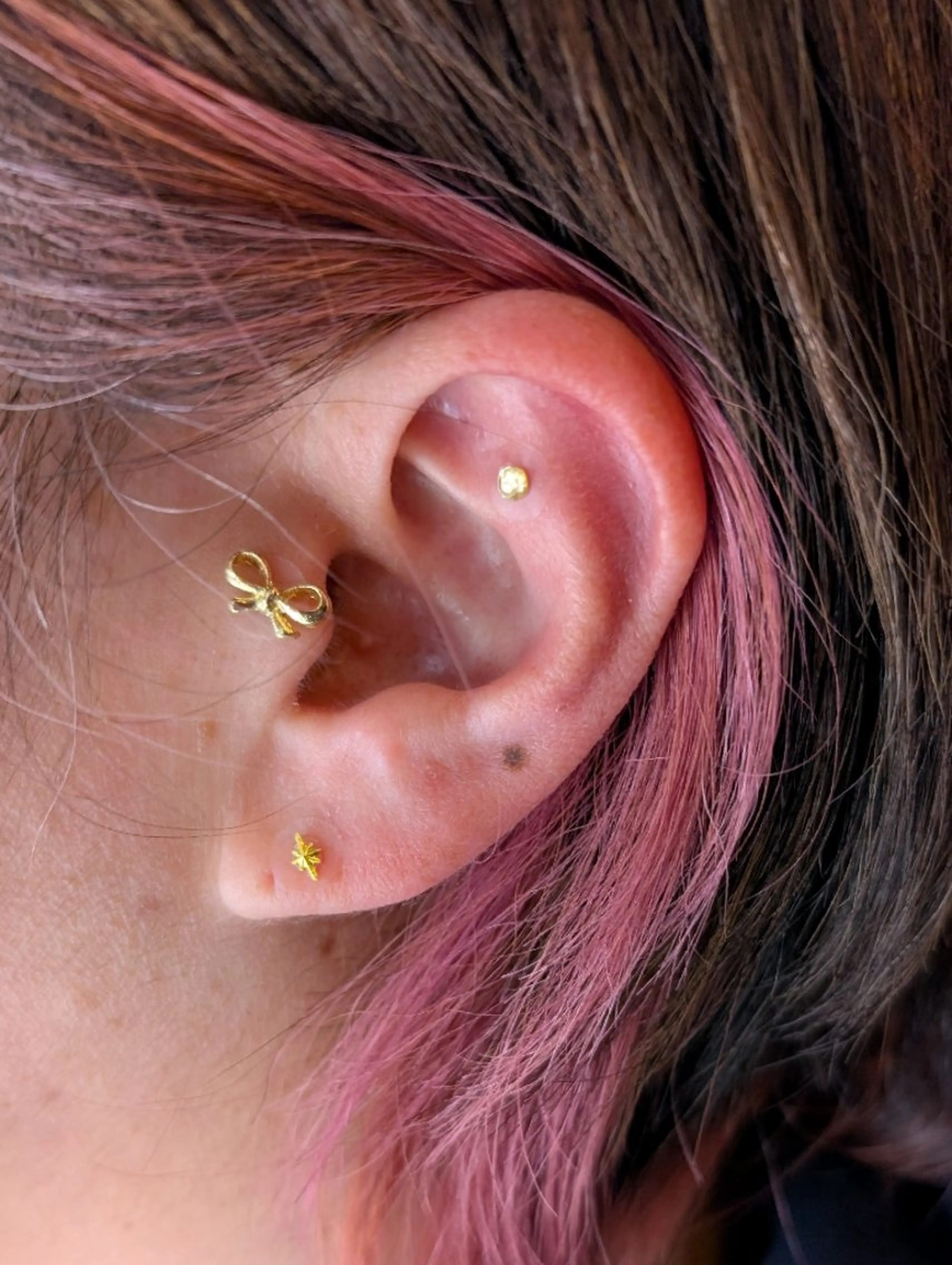 耳つぼジュエリー6粒★の写真