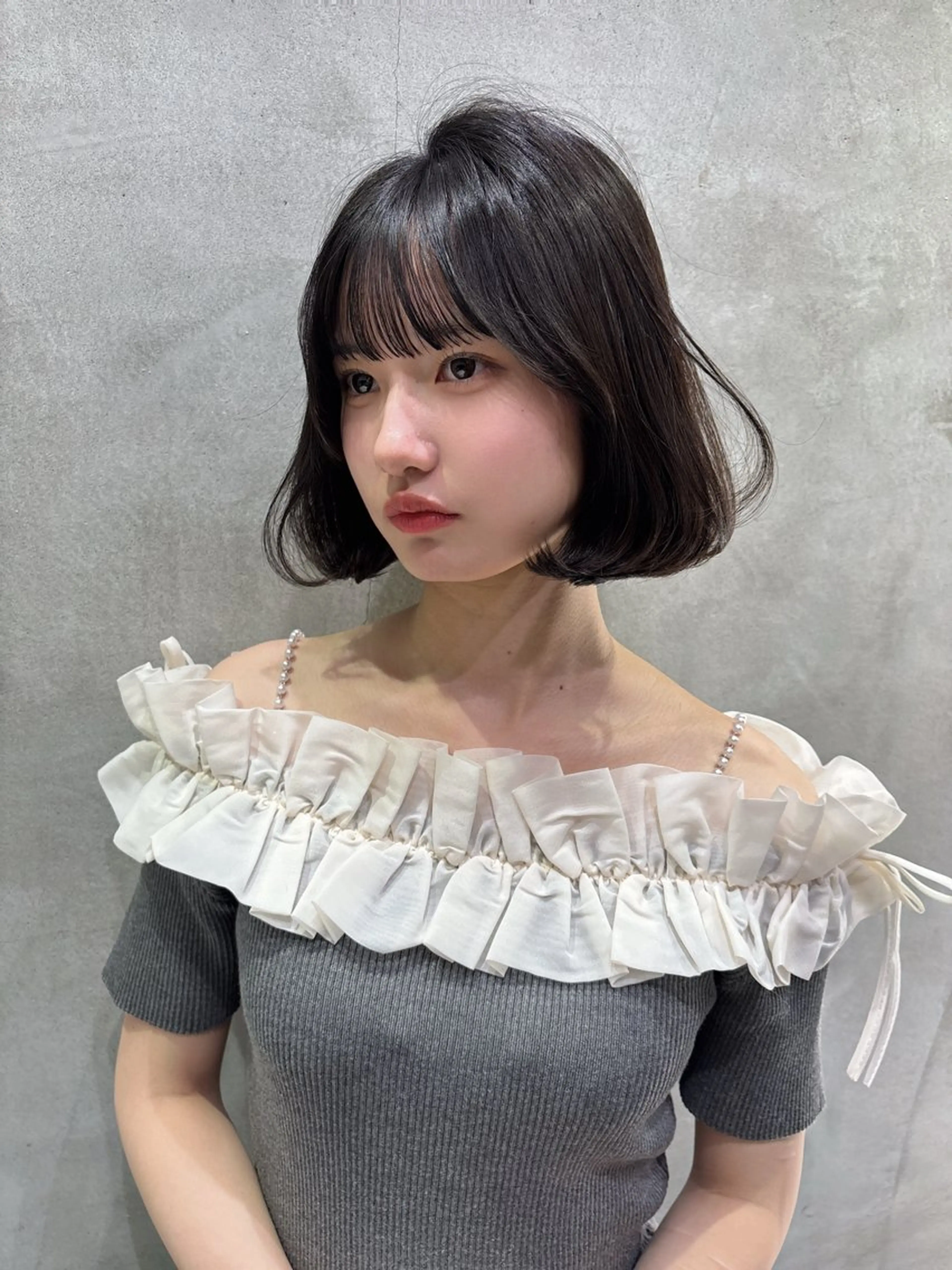 顔まわりカット➕ダメージレスカラー🩵1ステップトリートメント付き!の写真