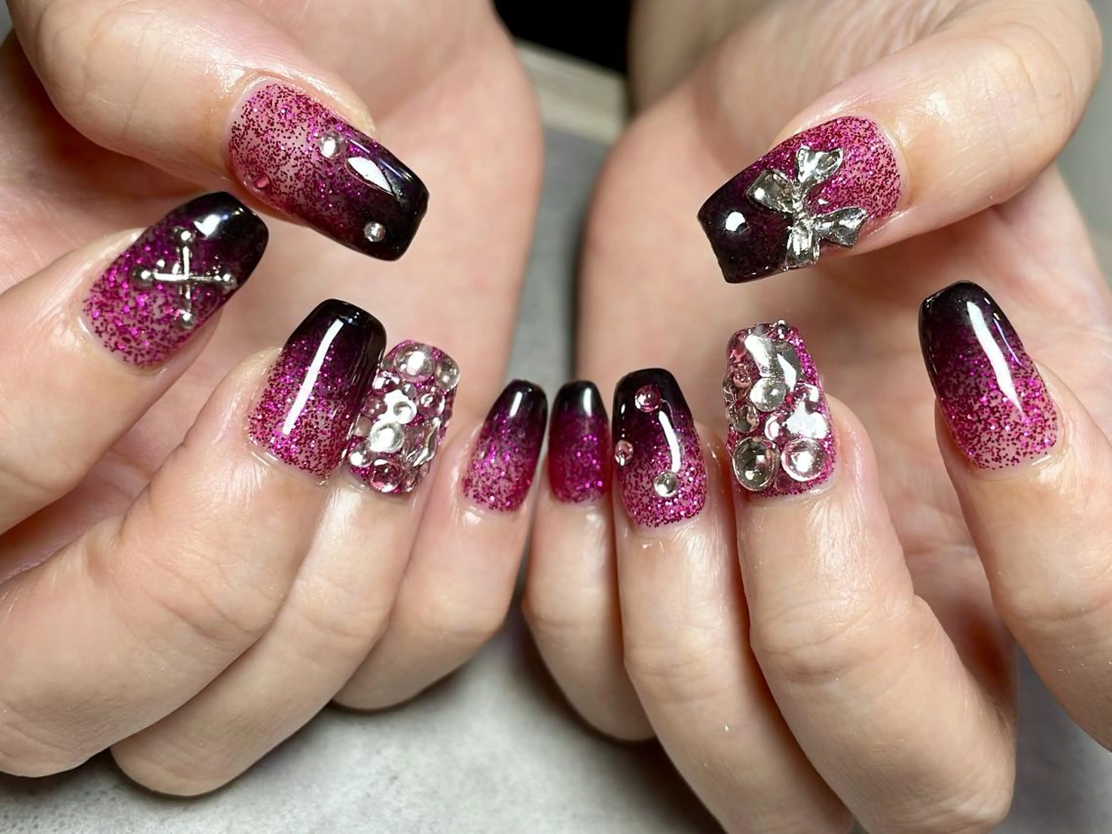 ネイル elu ：nail＆eyeのネイルデザイン