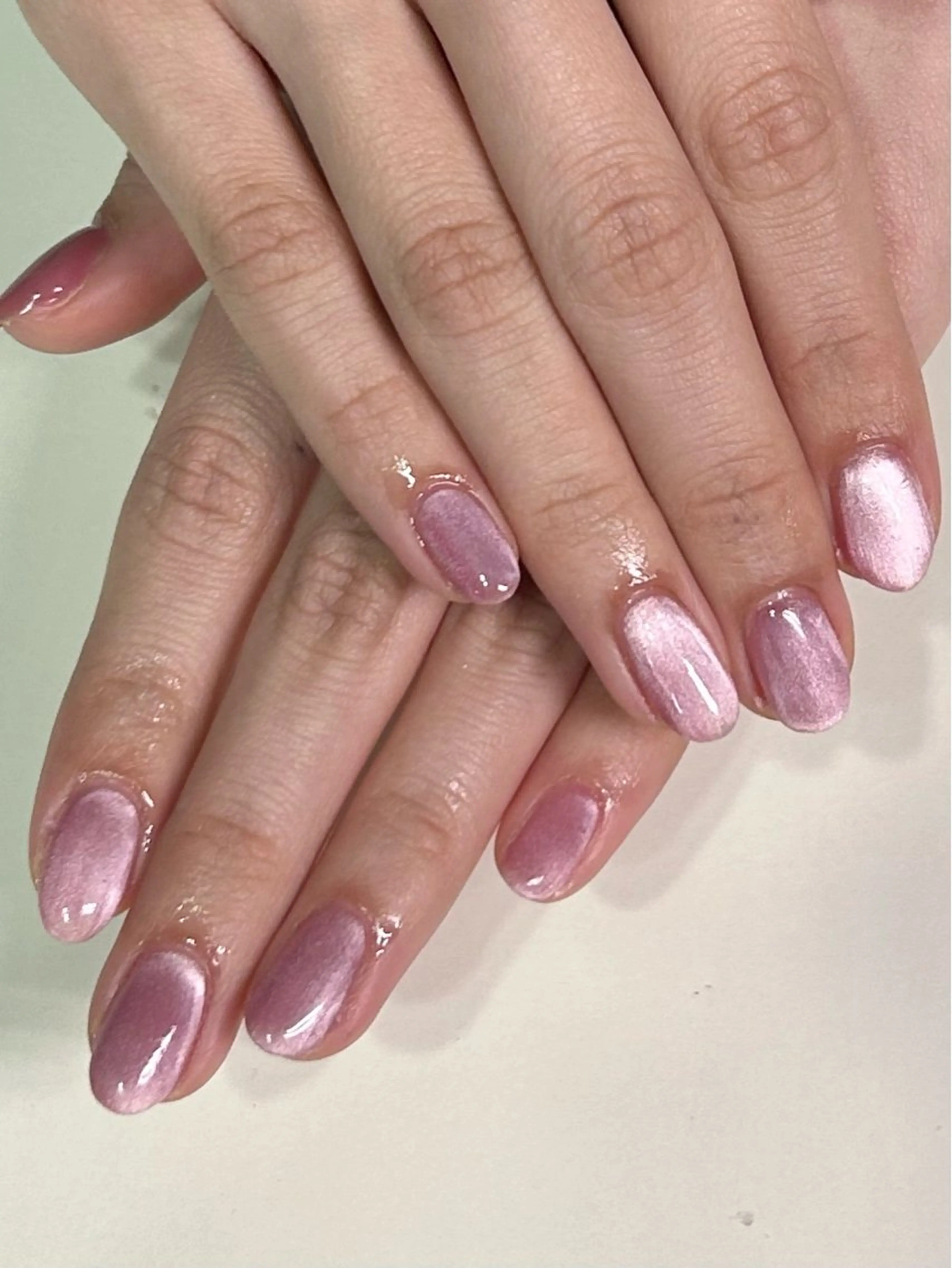ネイル マグネットネイル ピンク 春ネイル ハンドネイル IROHA NAIL 愛音のネイルデザイン