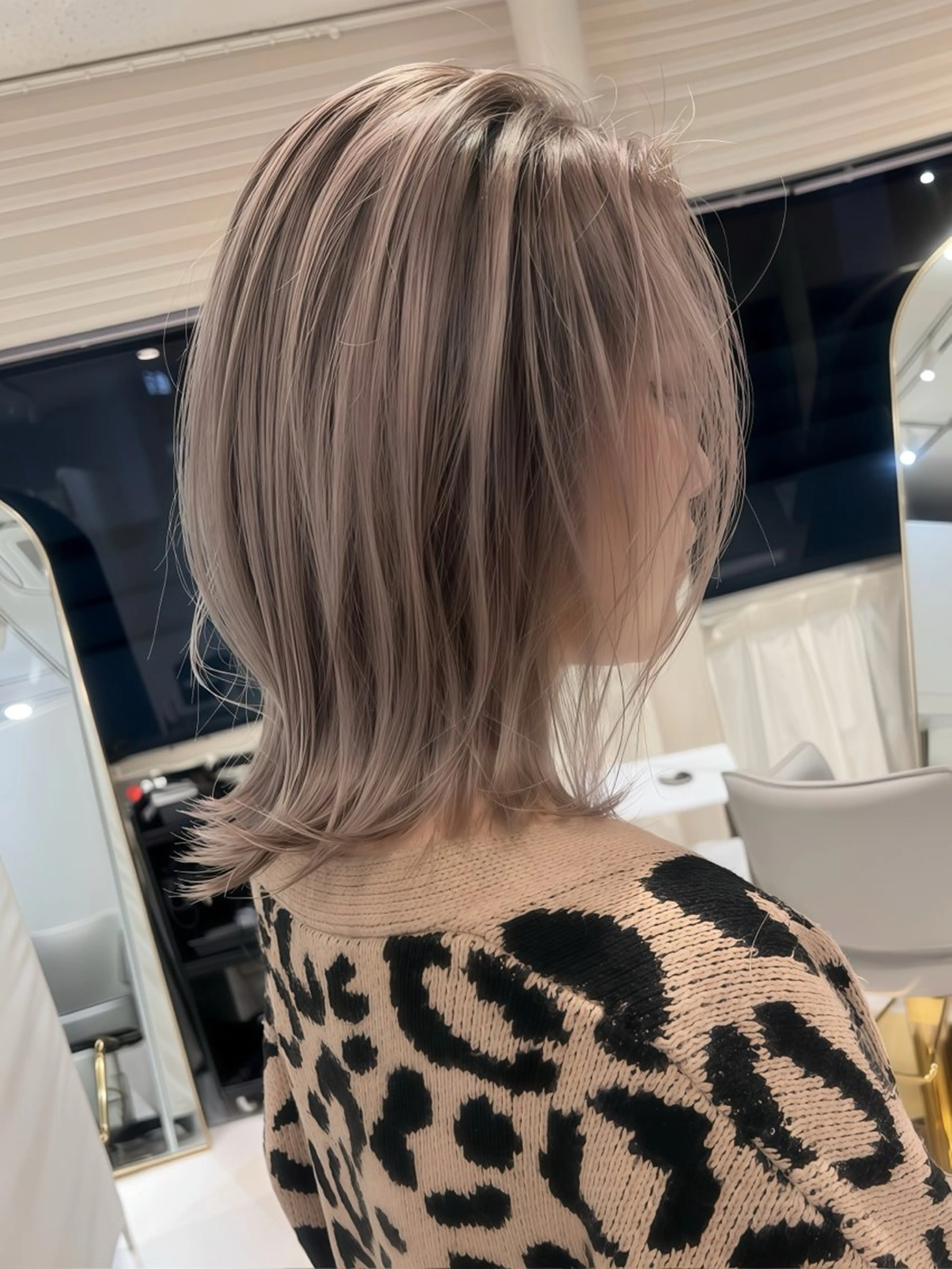 セミロング ヘアカラー トリートメント 心斎橋ヘアカラー 海外ﾚｲﾔｰ/マリナのヘアスタイル