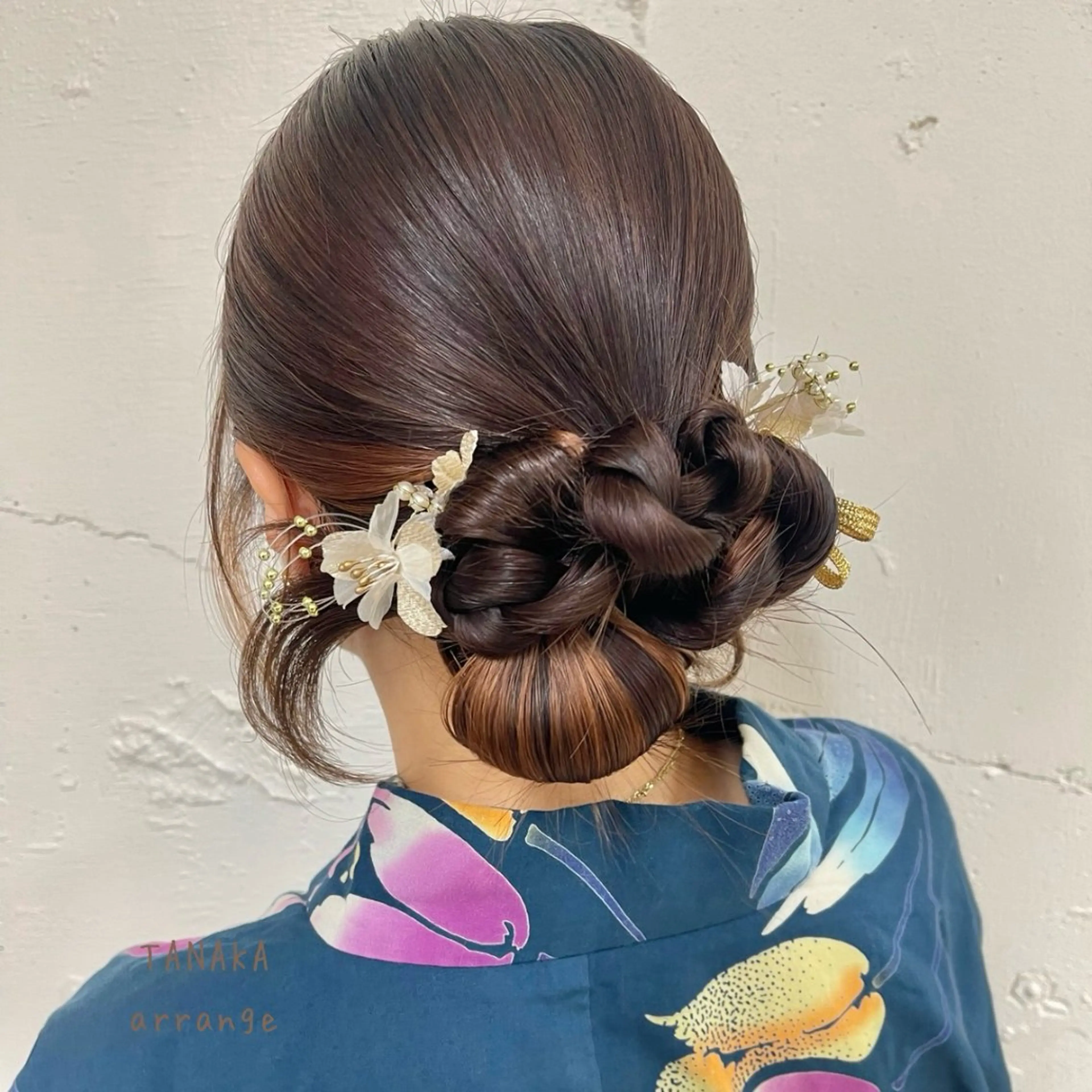 ヘアアレンジ 結婚式・ブライダル 卒業式のヘアスタイル 浴衣 着付け charm《銀座》 ヘアセット/縮毛矯正のヘアスタイル