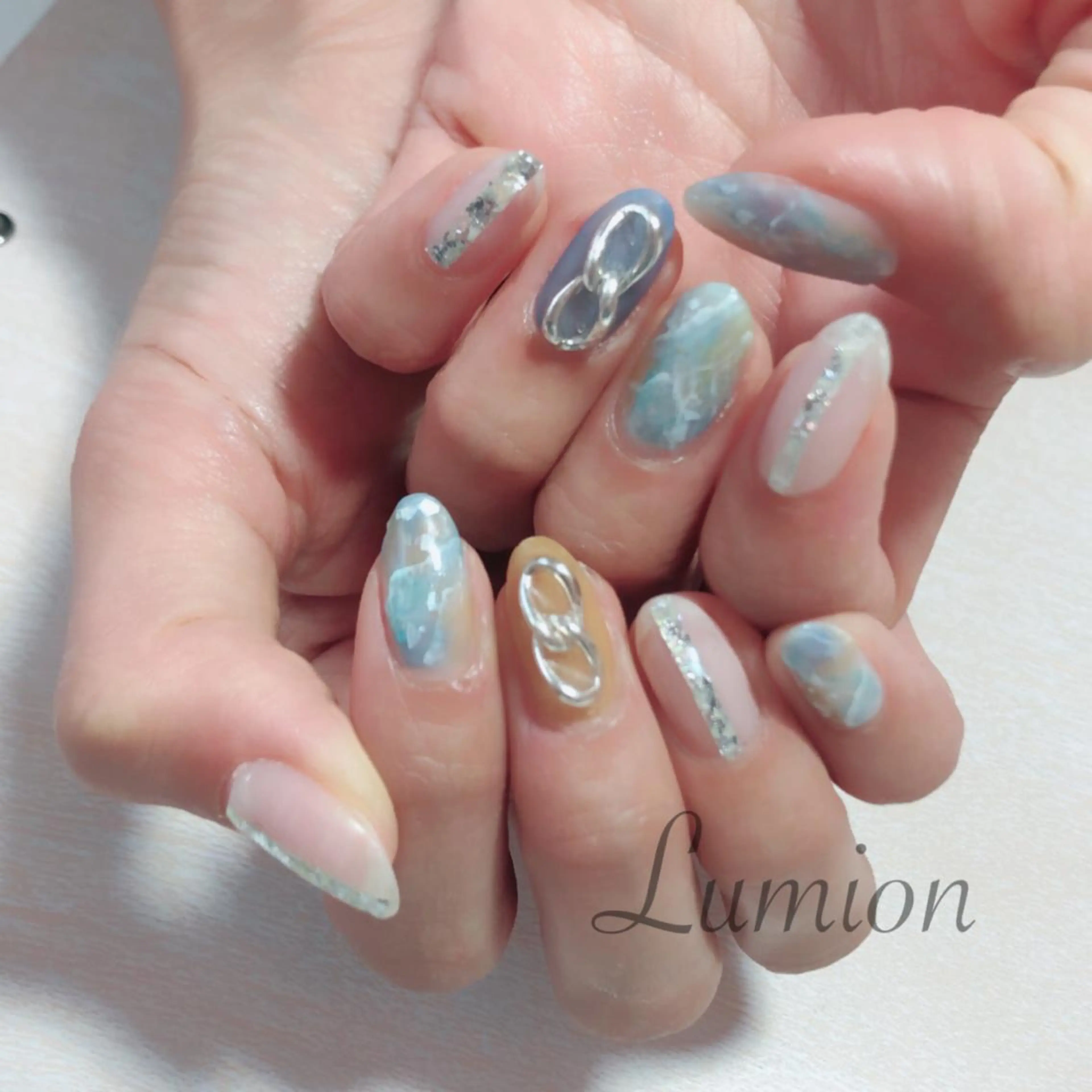 ネイル キラキラネイル ハンドネイル nailroom Lumionのネイルデザイン