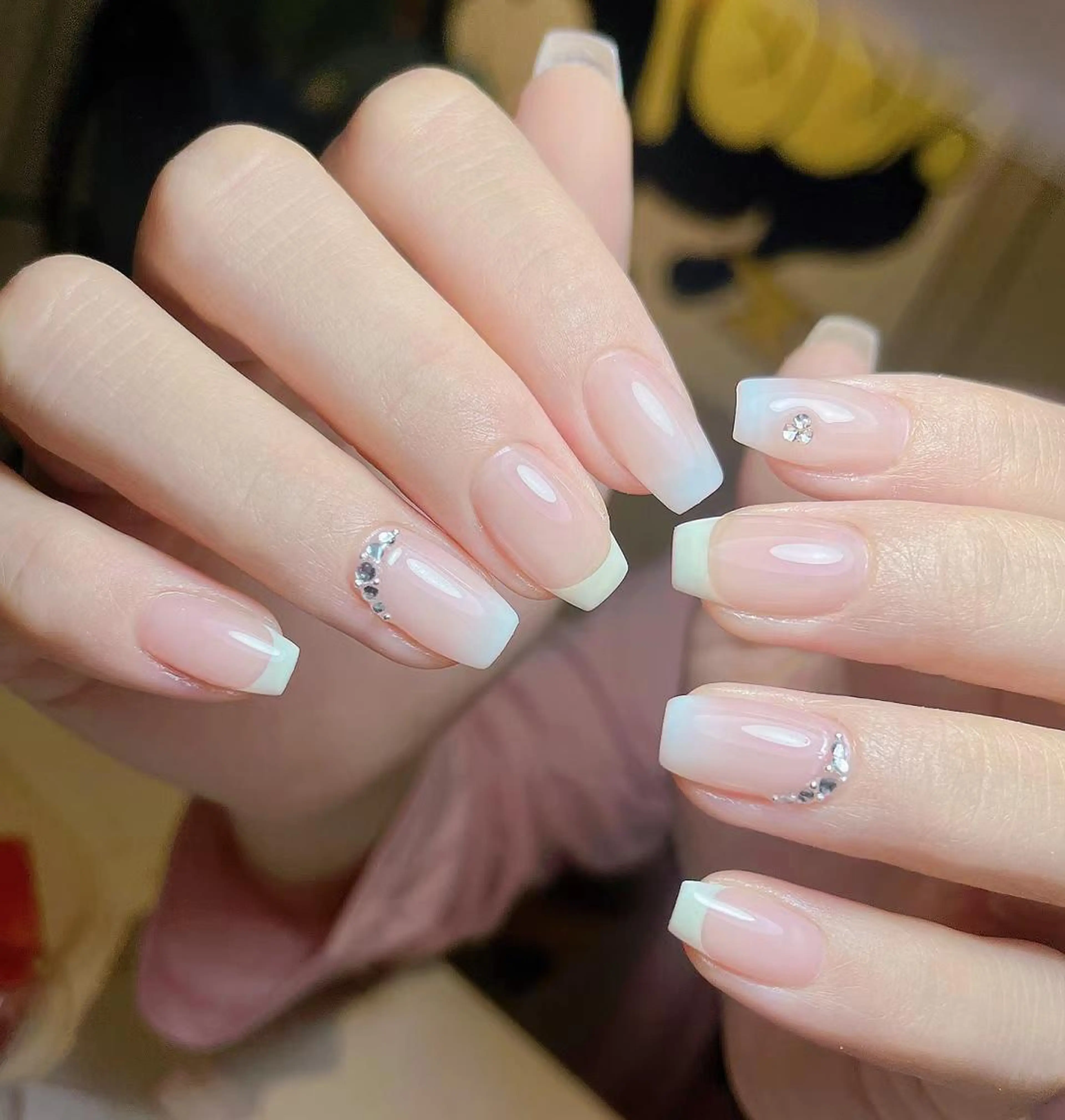 ネイル 🎀kira 長さだし💗モチ最高のネイルデザイン