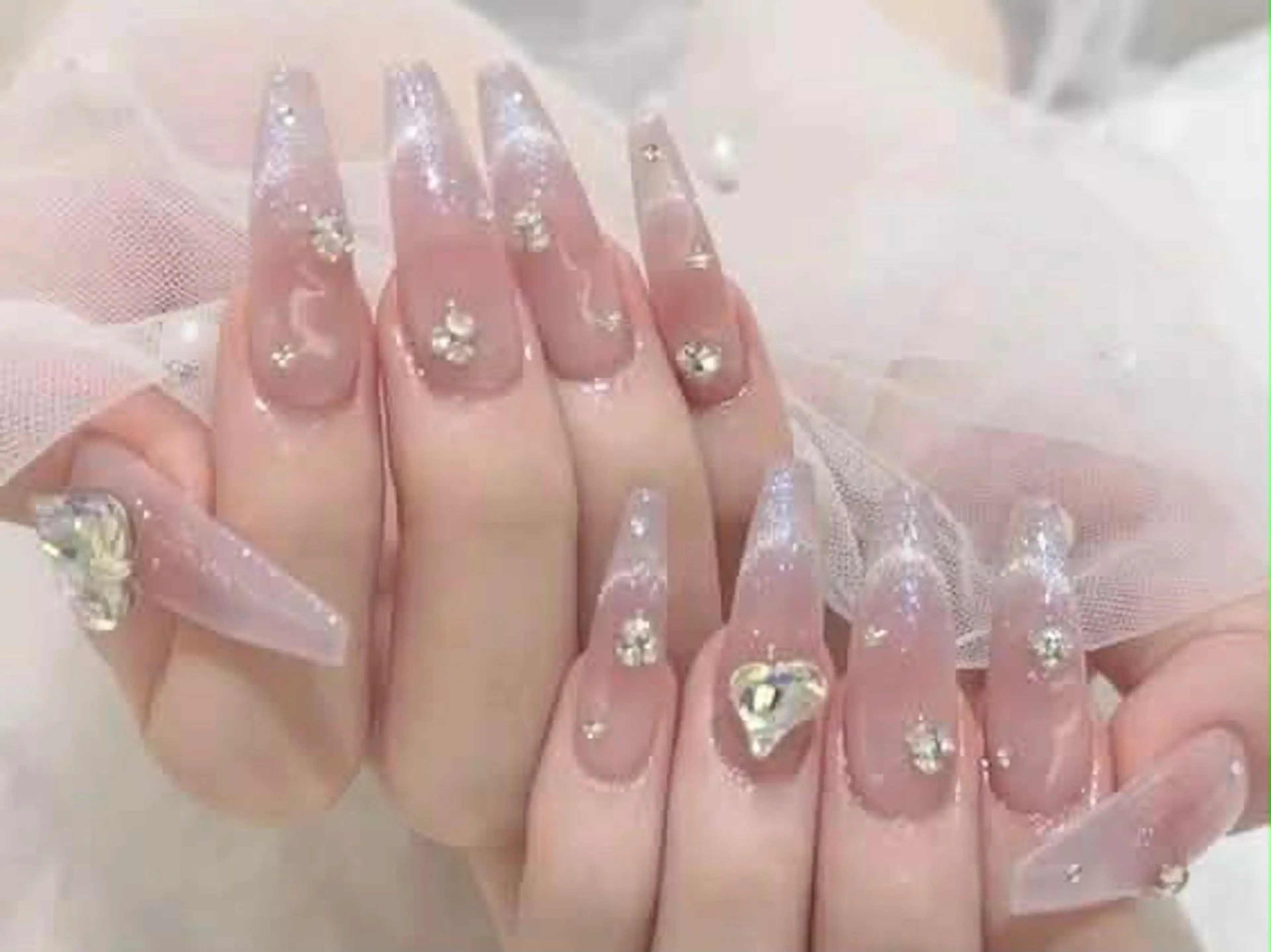 ネイル ジェルネイル 韓国ネイル 持ち込み オフィスネイル ワンホンネイル MiO nailのネイルデザイン