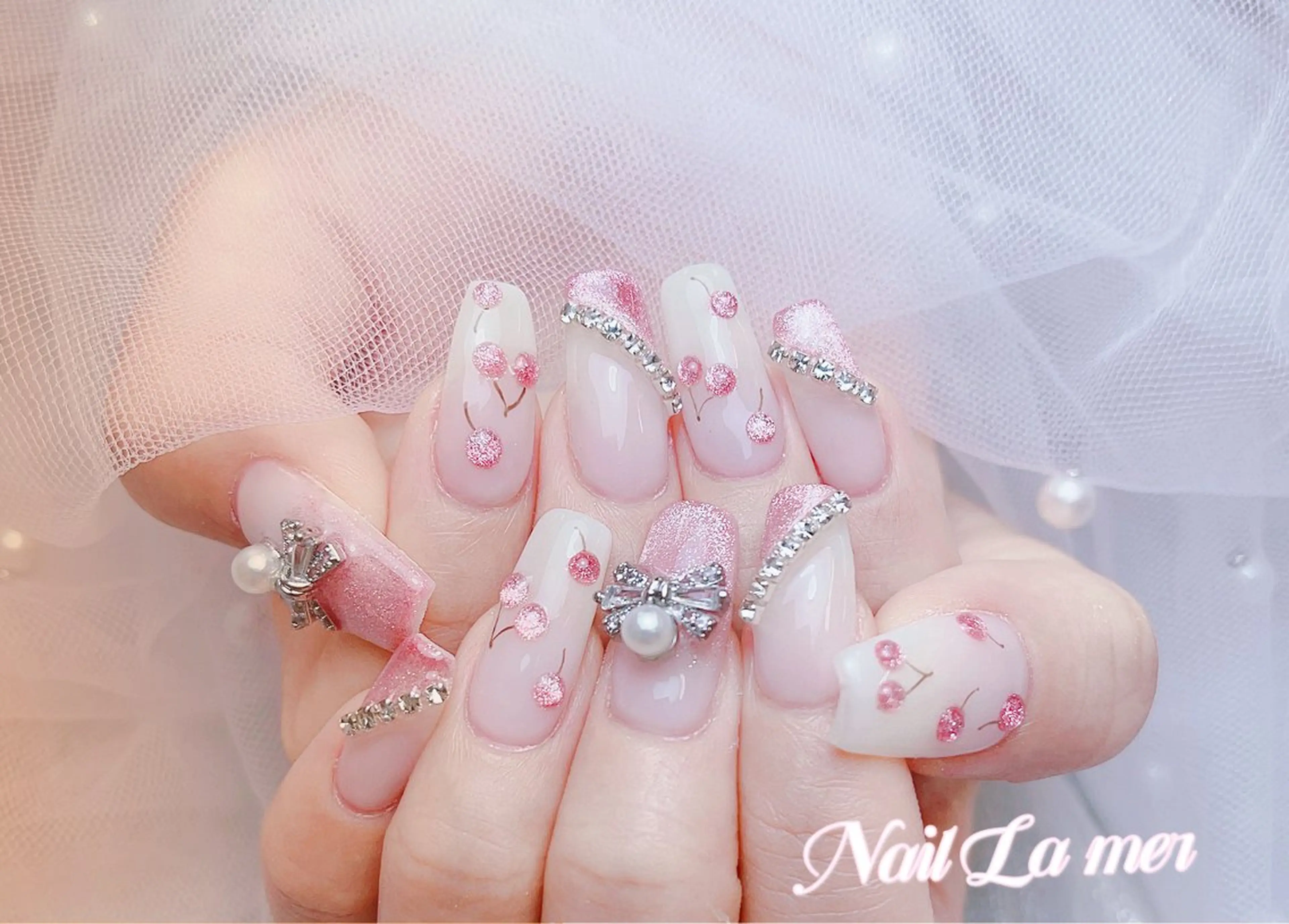 ネイル ハンドネイル ハンドケア La Merのネイルデザイン