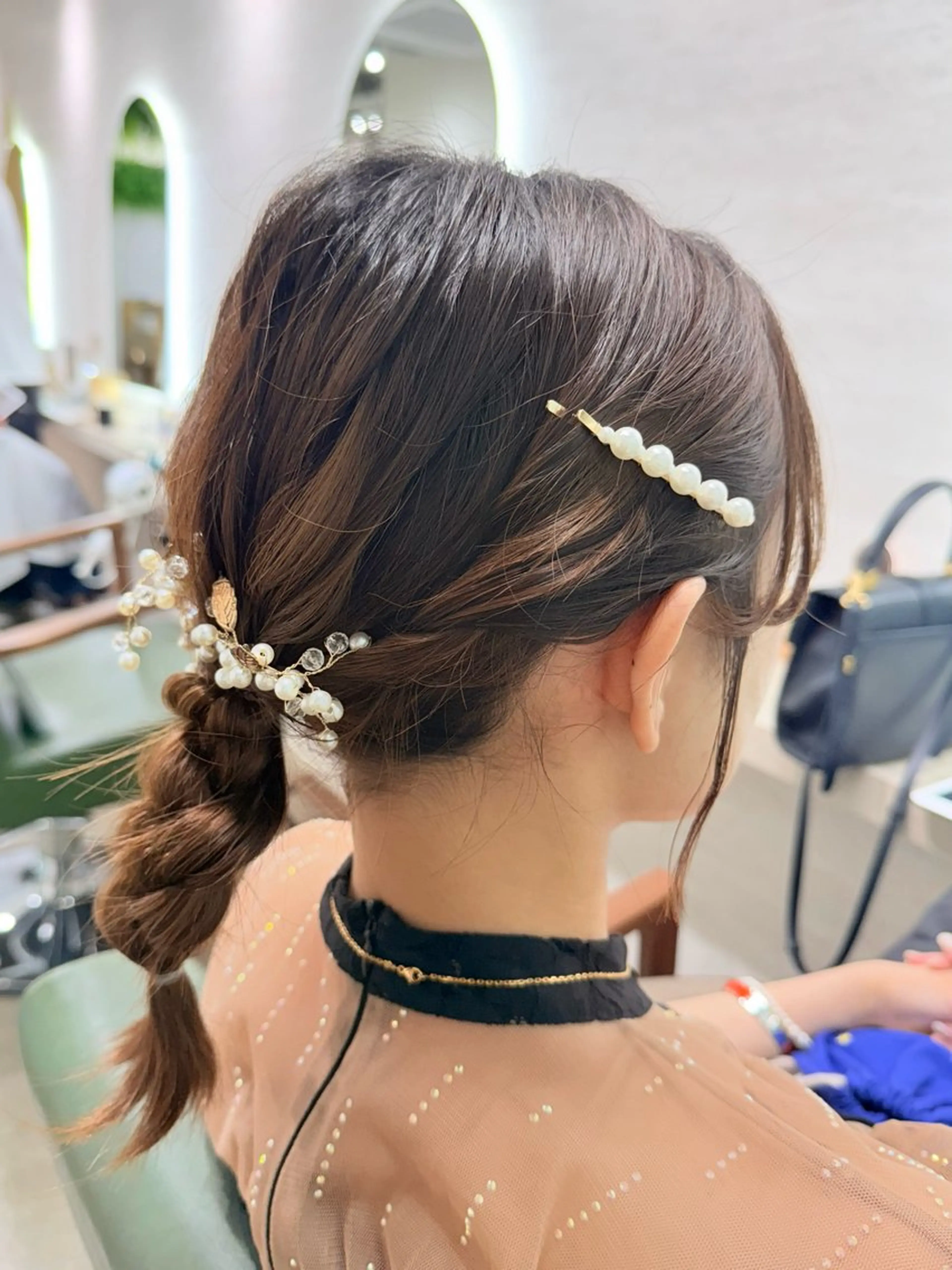 ロング ヘアアレンジ 結婚式・ブライダル ボブ ハイライト 髪質改善 縮毛矯正 ヘアセット 縮毛矯正/ /関内/あべももこのヘアスタイル