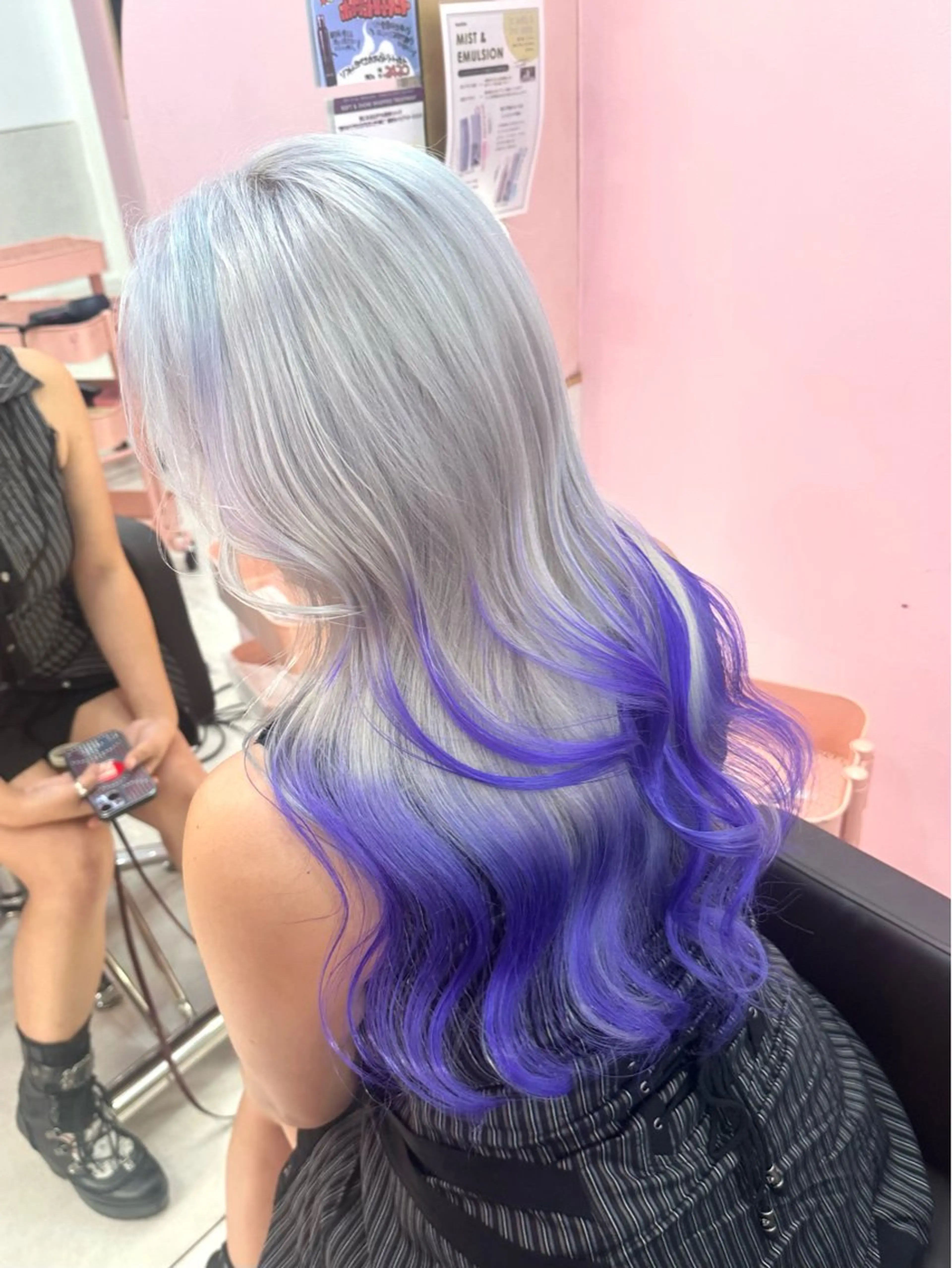 ロング カラー ブリーチ✖️レイヤー MANATO🎨🌈のヘアスタイル