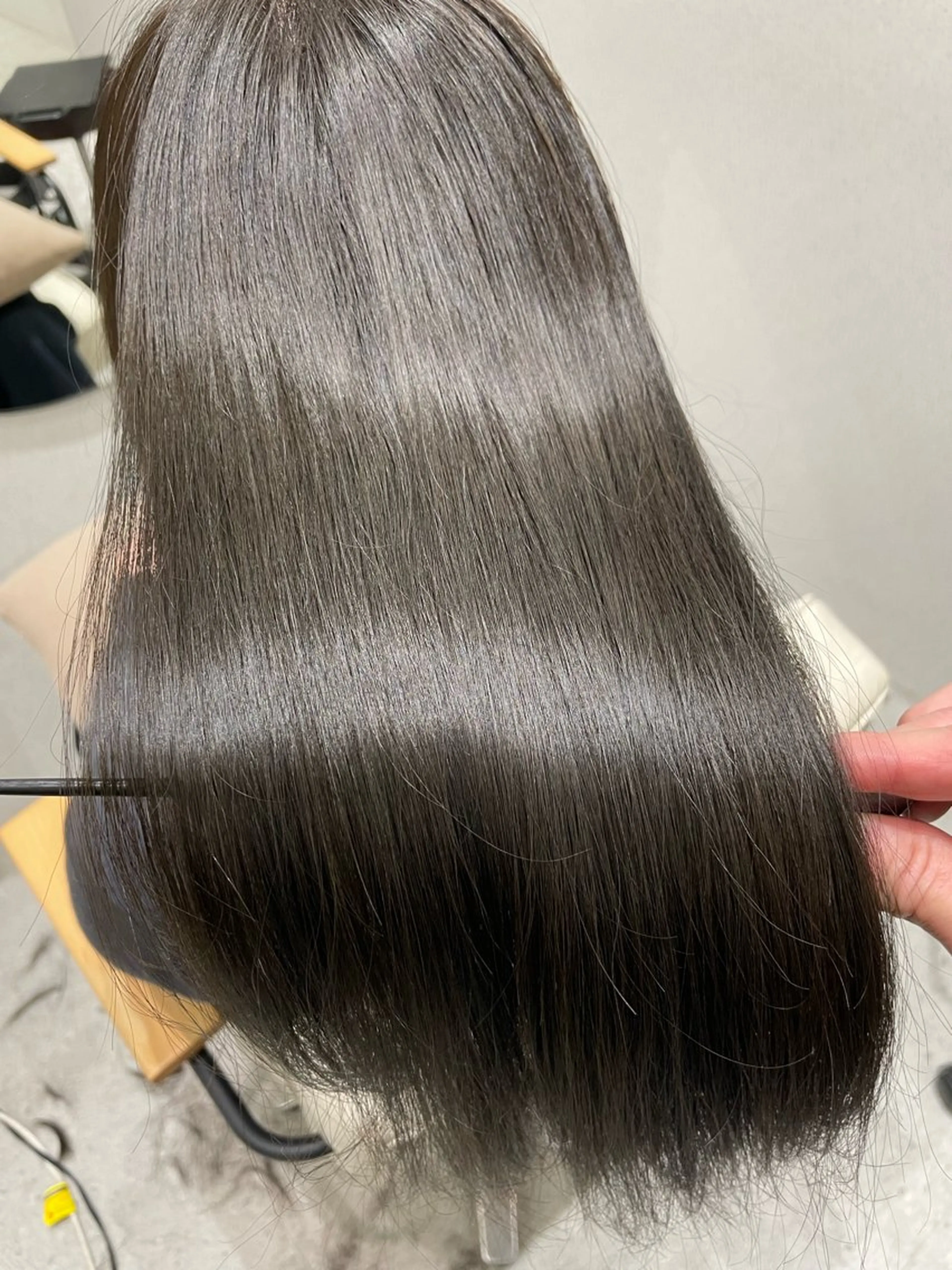 セミロング カラー グレージュ オリーブグレージュ オリーブグレー カット ヘアカラー トリートメント ⭐️千葉/髪質改善 ⭐️店長【森孝也】のヘアスタイル