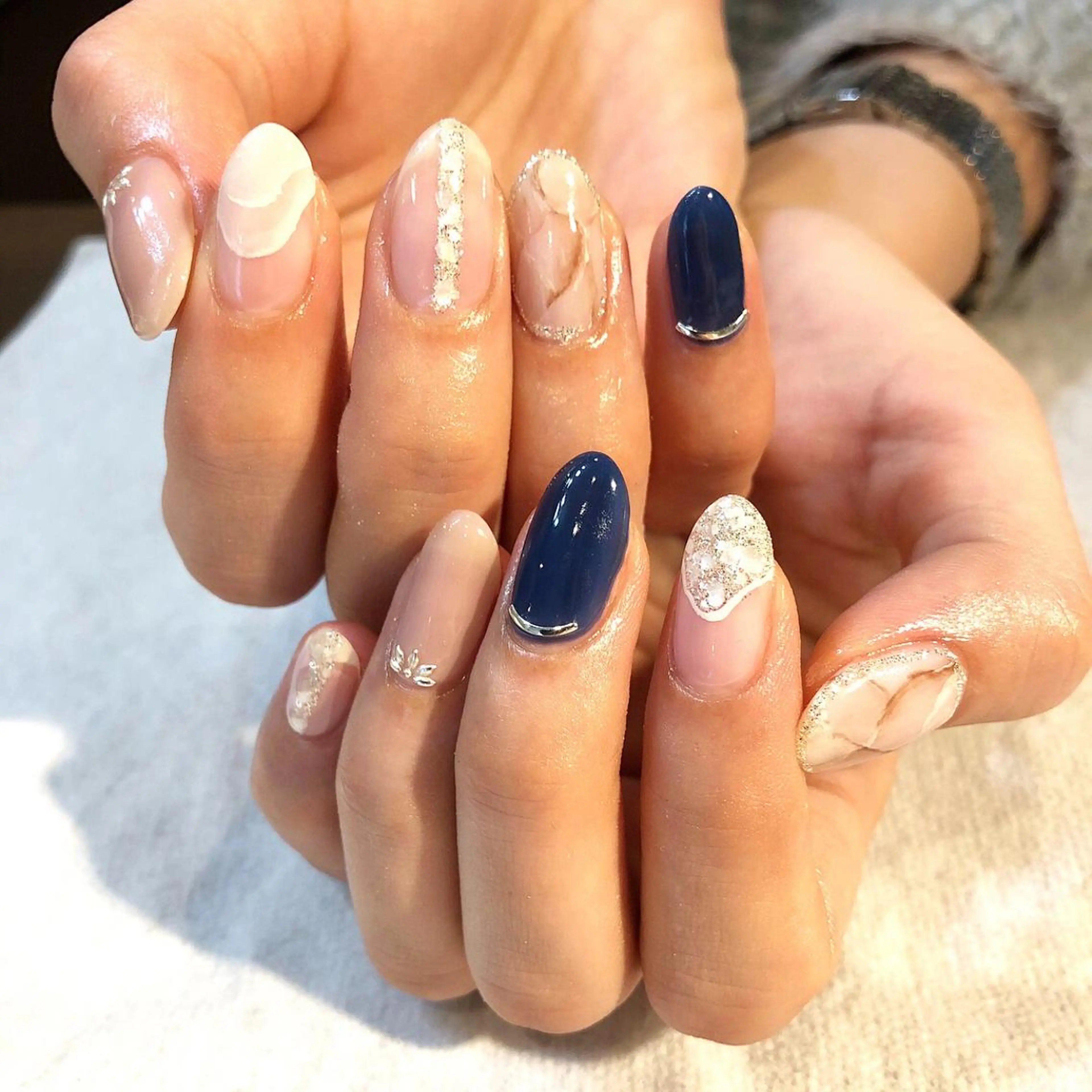 ネイル 大理石ネイル(マーブル) ニュアンスネイル miel nailのネイルデザイン