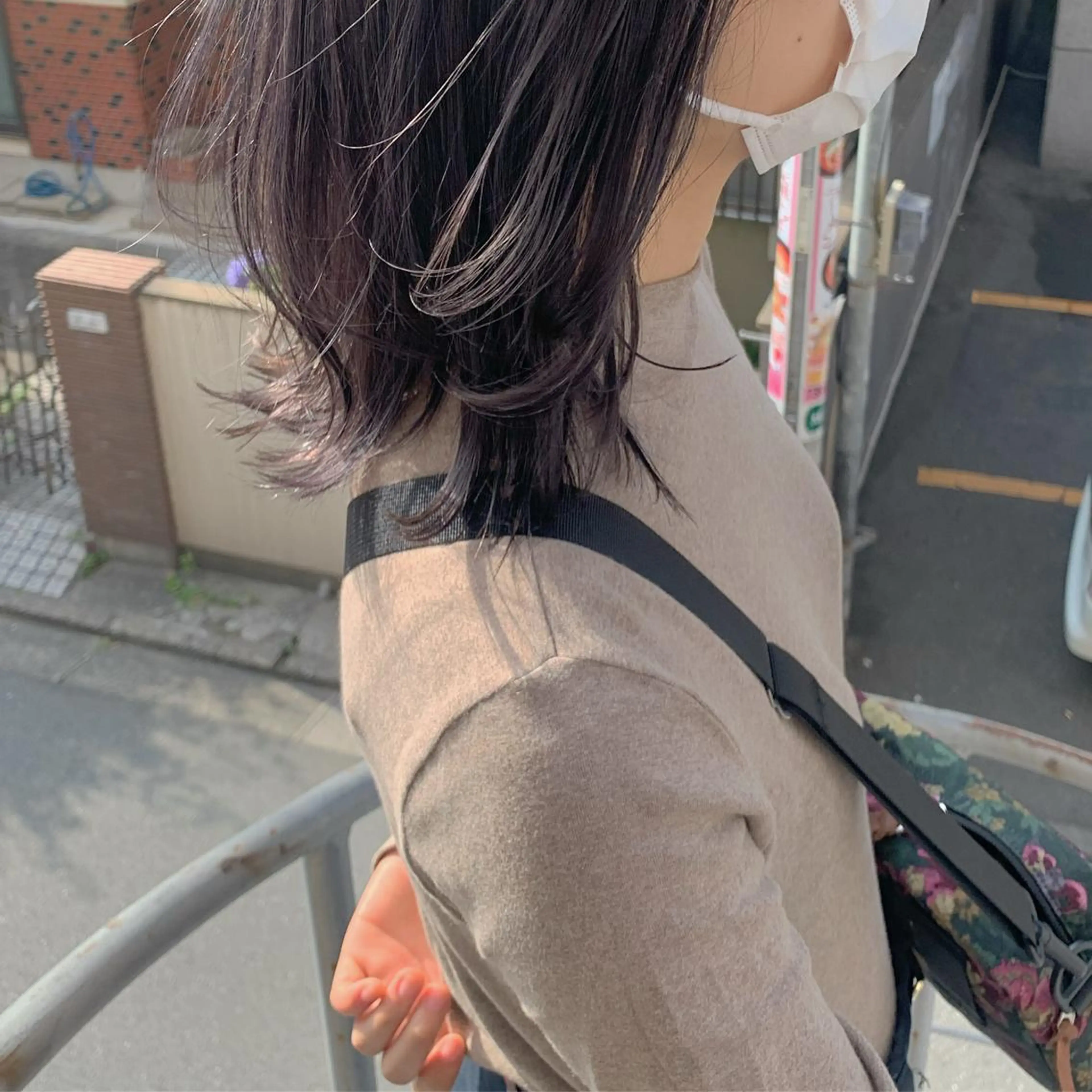 カラー MARU パーマ/レイヤーのヘアスタイル