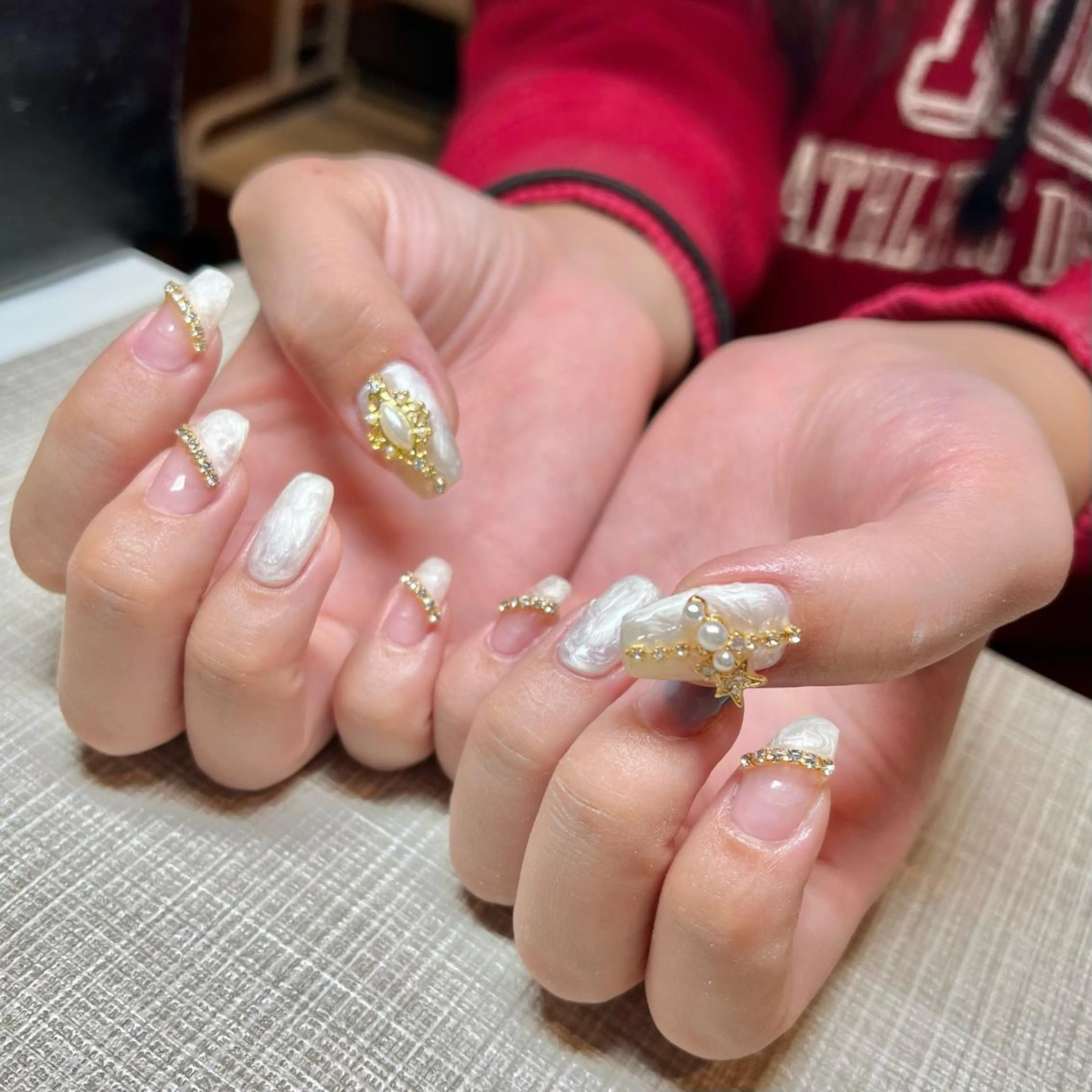 ネイル 持ち込み ハンドネイル tiare ayaのネイルデザイン