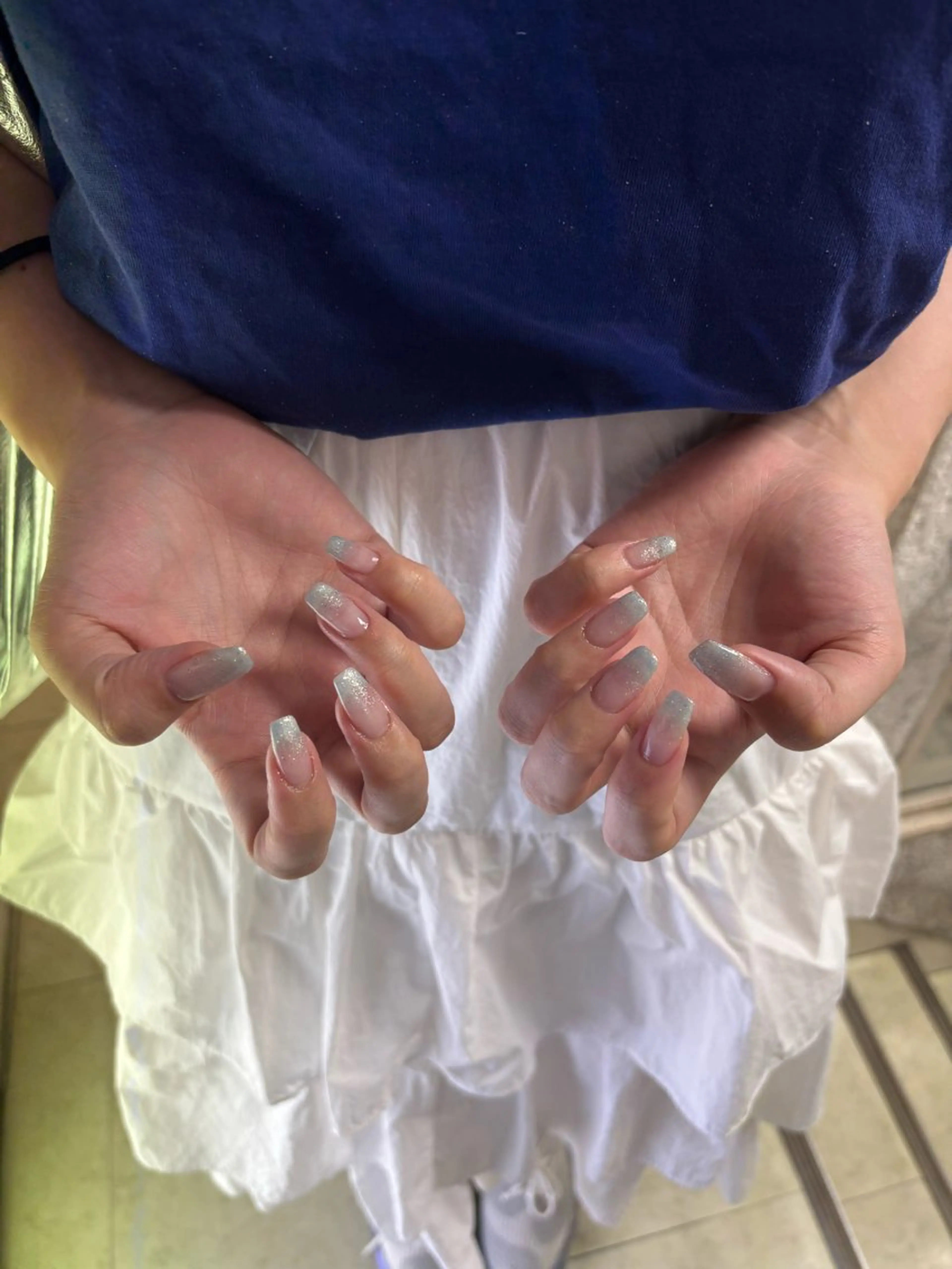 ネイル グラデーション ラメ(グリッター) ラメグラデーション 水色 Bianca浦和🍀 suminaのネイルデザイン