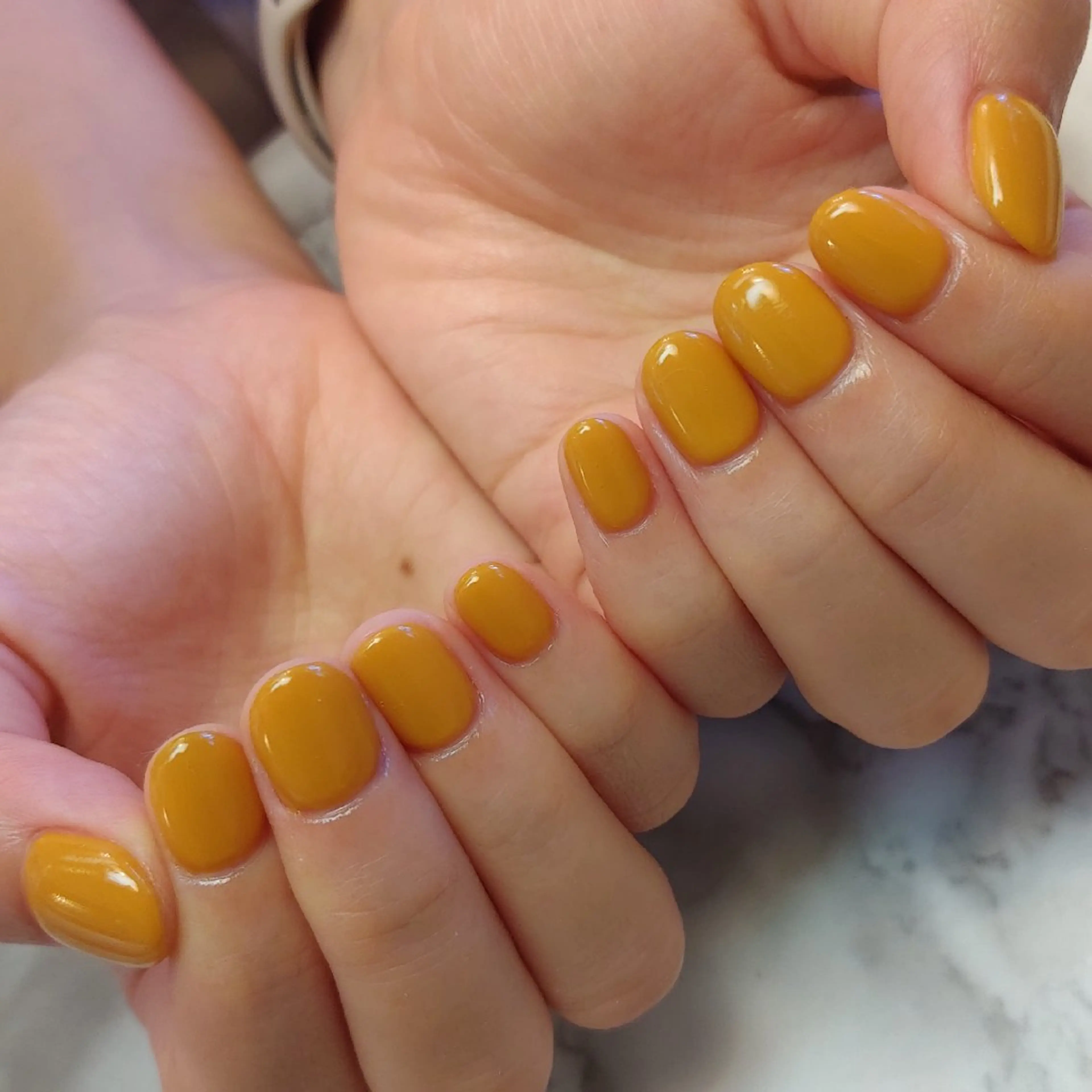 ネイル オレンジ ジェヌインネイル 河内のネイルデザイン