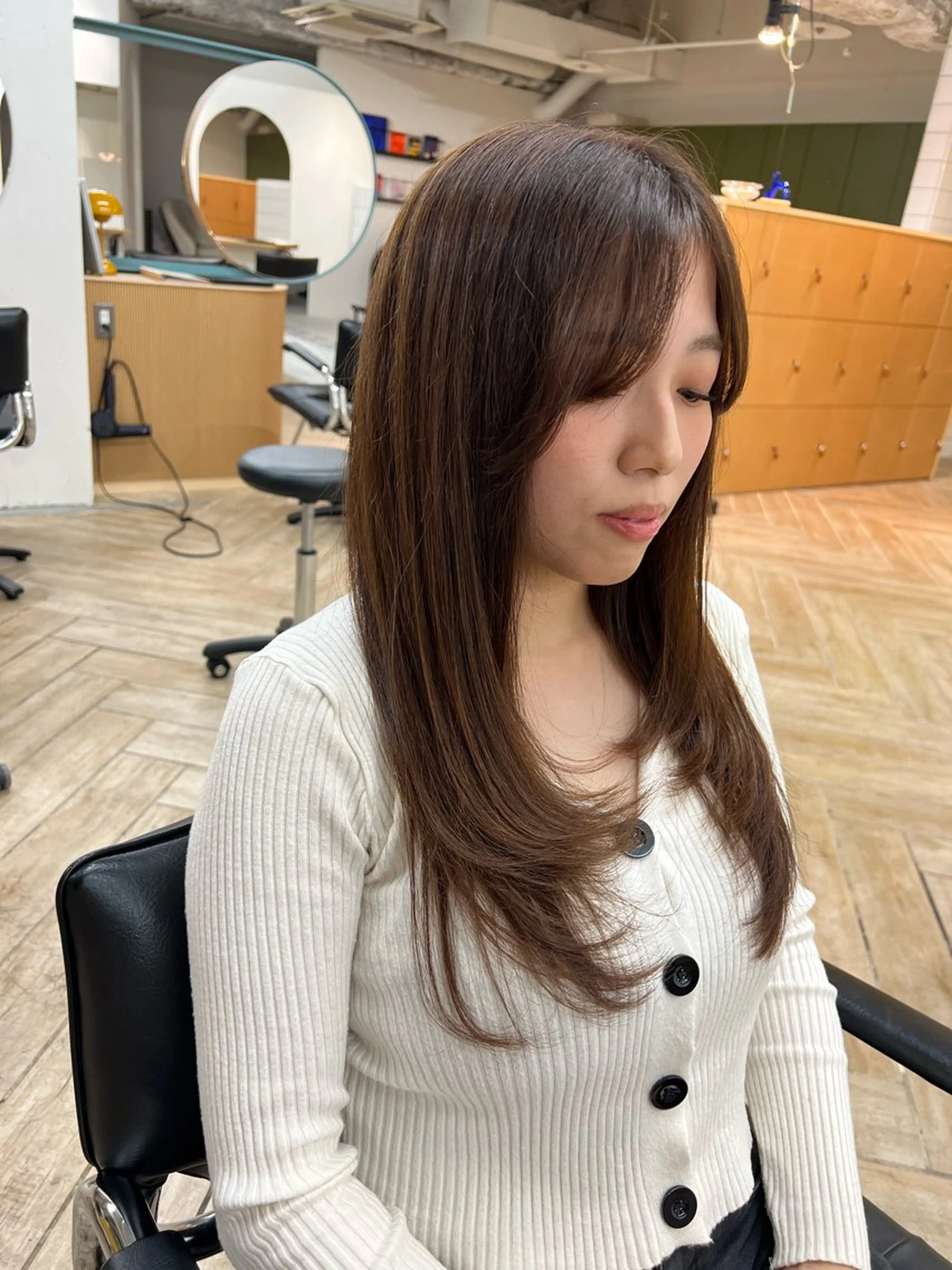 ロング カラー カット ヘアカラー トリートメント ベージュ/髪質改善 新潟/万代/井上佑のヘアスタイル