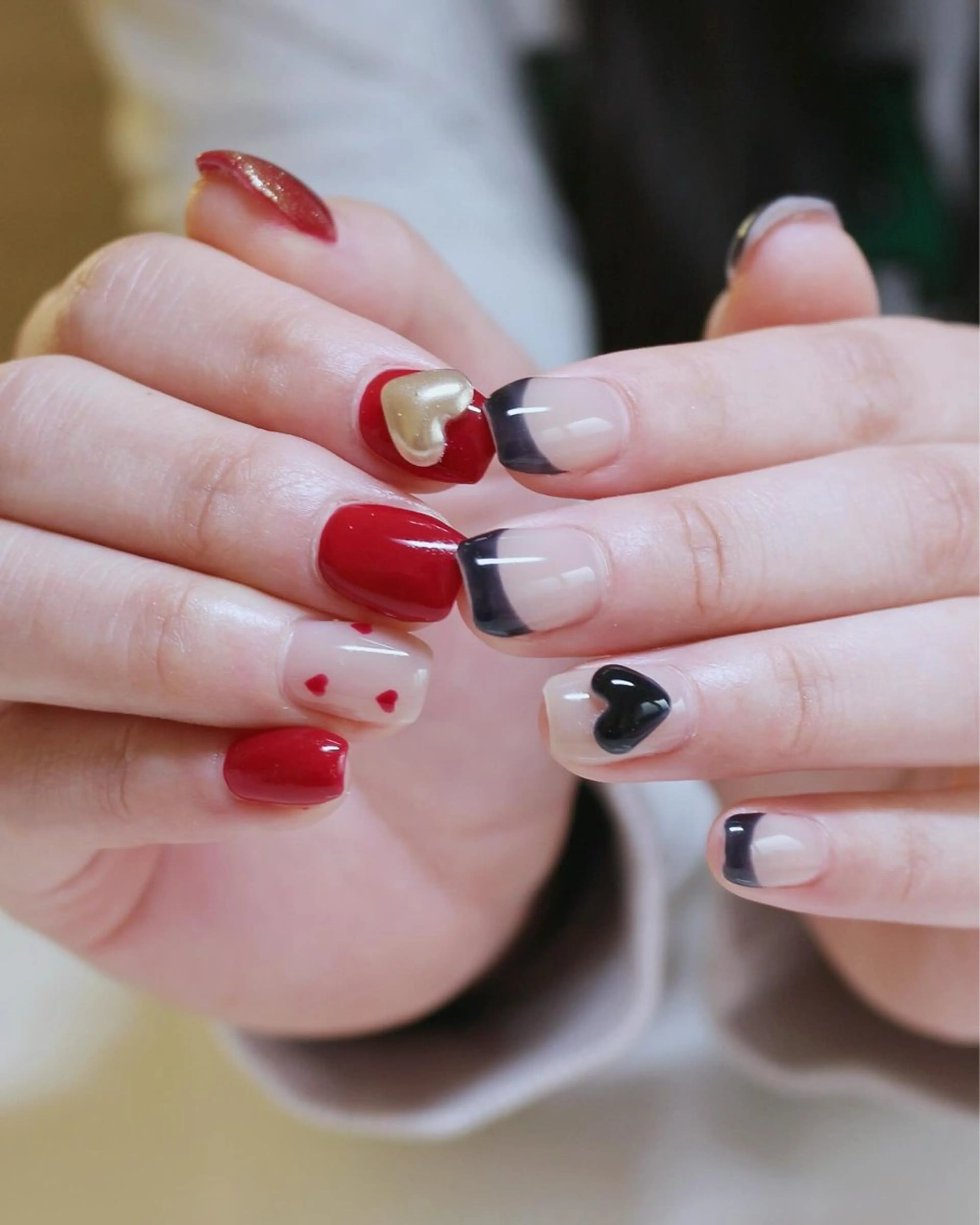 ネイル ブルー フレンチネイル ハート 赤色 ハンドネイル Baku Nailsのネイルデザイン