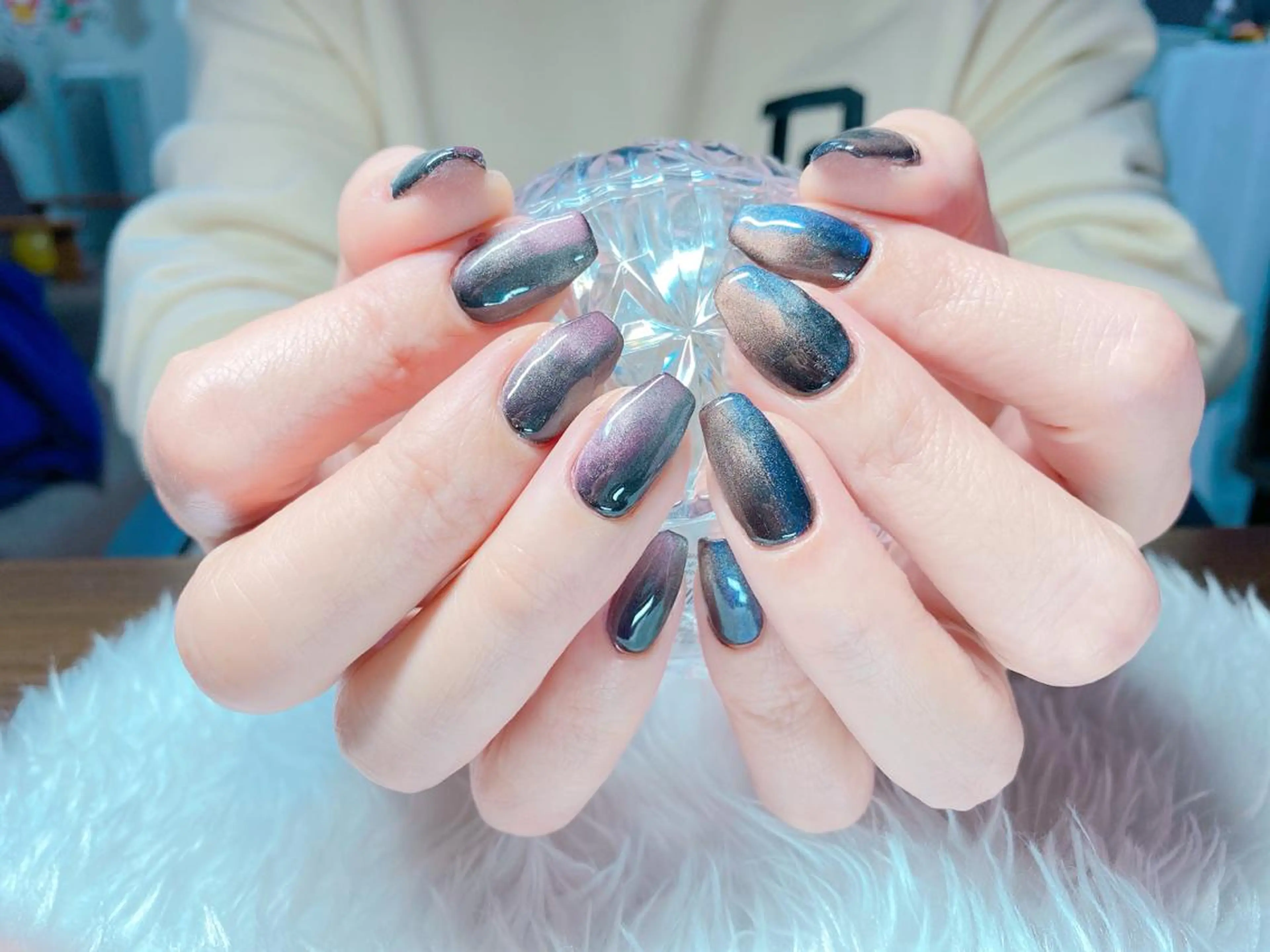 ネイル グラデーション マグネットネイル ハンドネイル ハンドケア ネイルサロン HARRYS所属・ネイル･脱毛サロン HARRYSのエステ・リラクイメージ