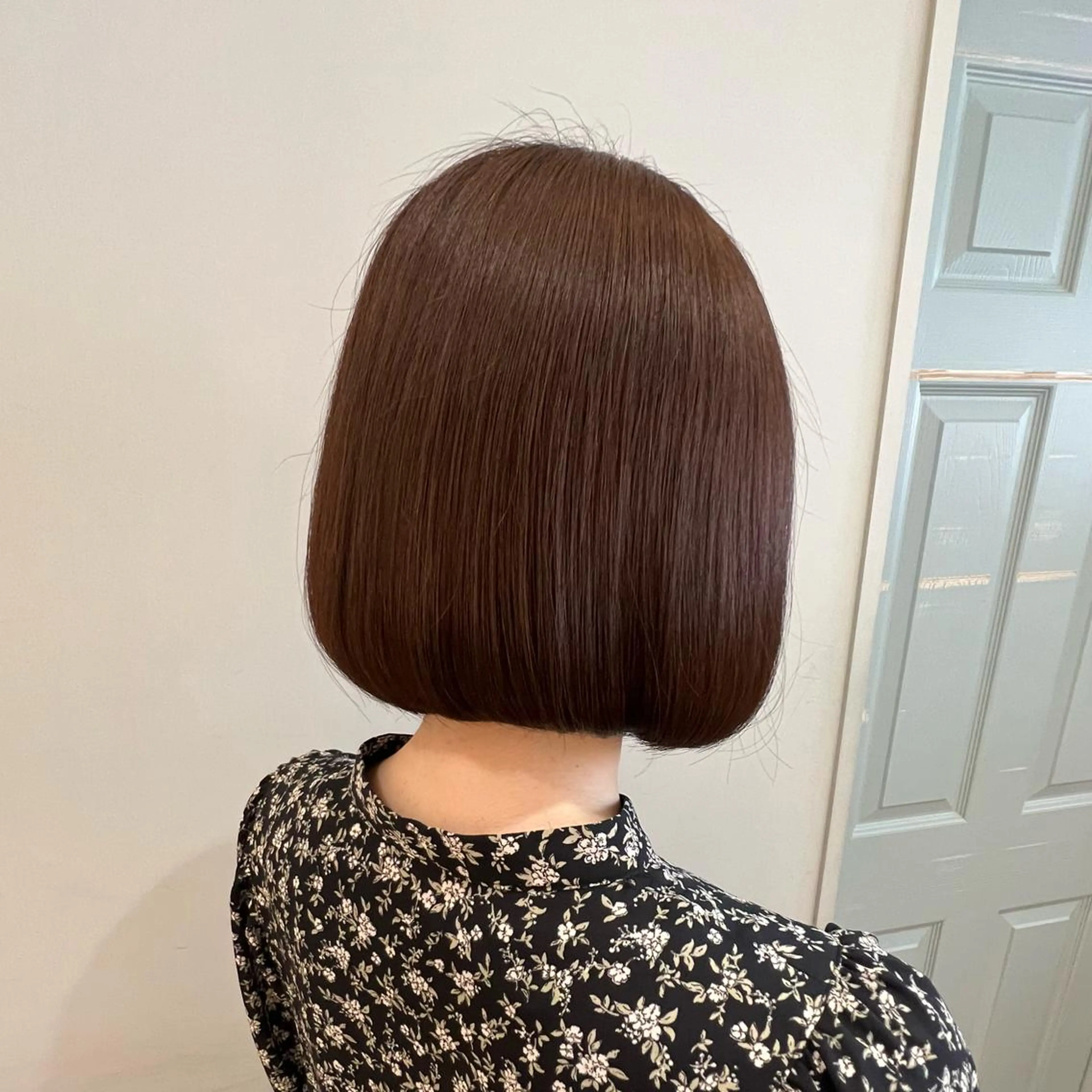 🐳カット＆全体美髪縮毛矯正（ショート​〜​ミディアム肩上）＆最高級ラメラメトリートメント🐳の写真