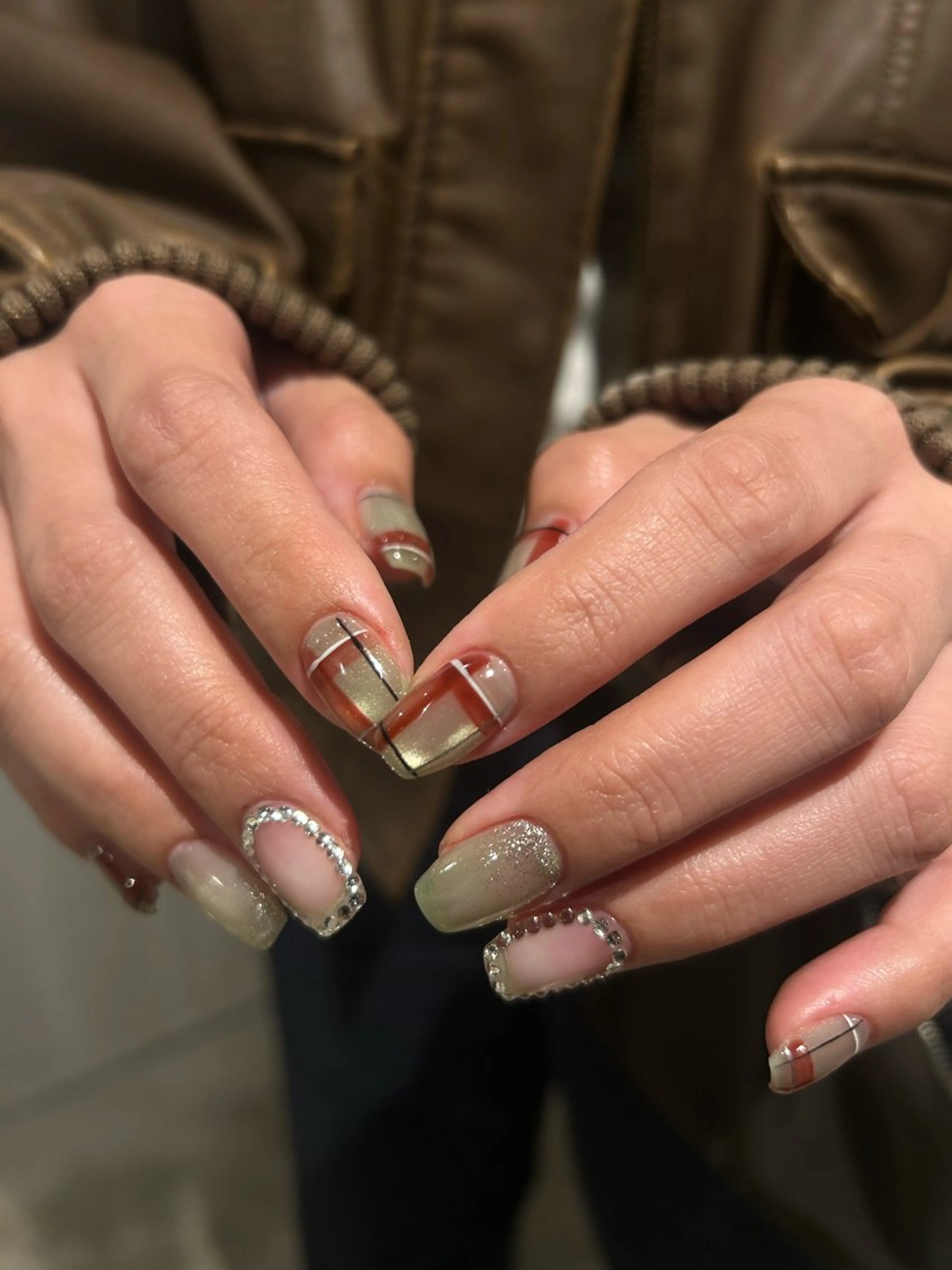 ネイル キラキラネイル 冬ネイル クリスマス tote. harunaのネイルデザイン