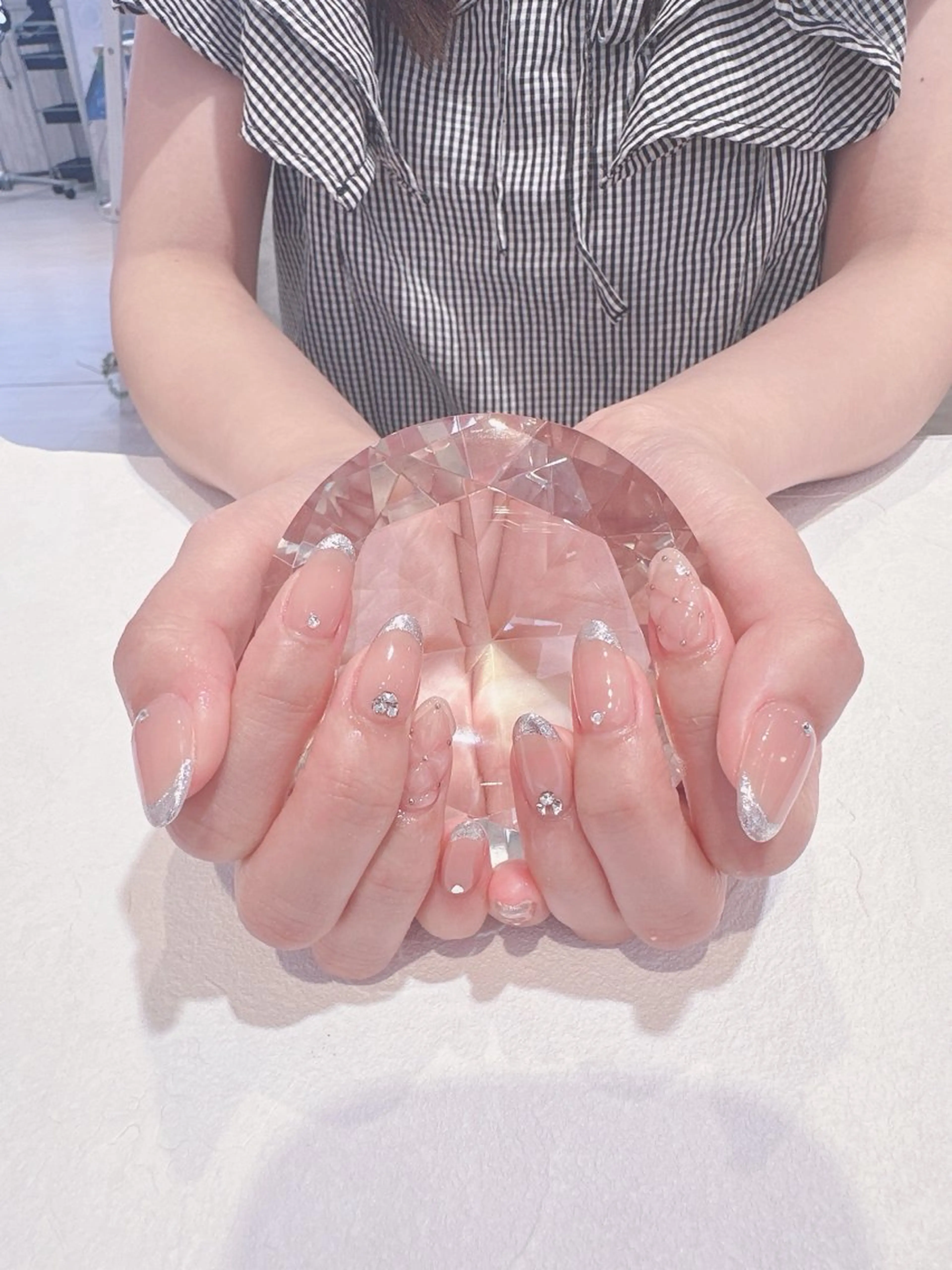 ネイル フレンチネイル ハンドネイル 鈴木 優菜のネイルデザイン