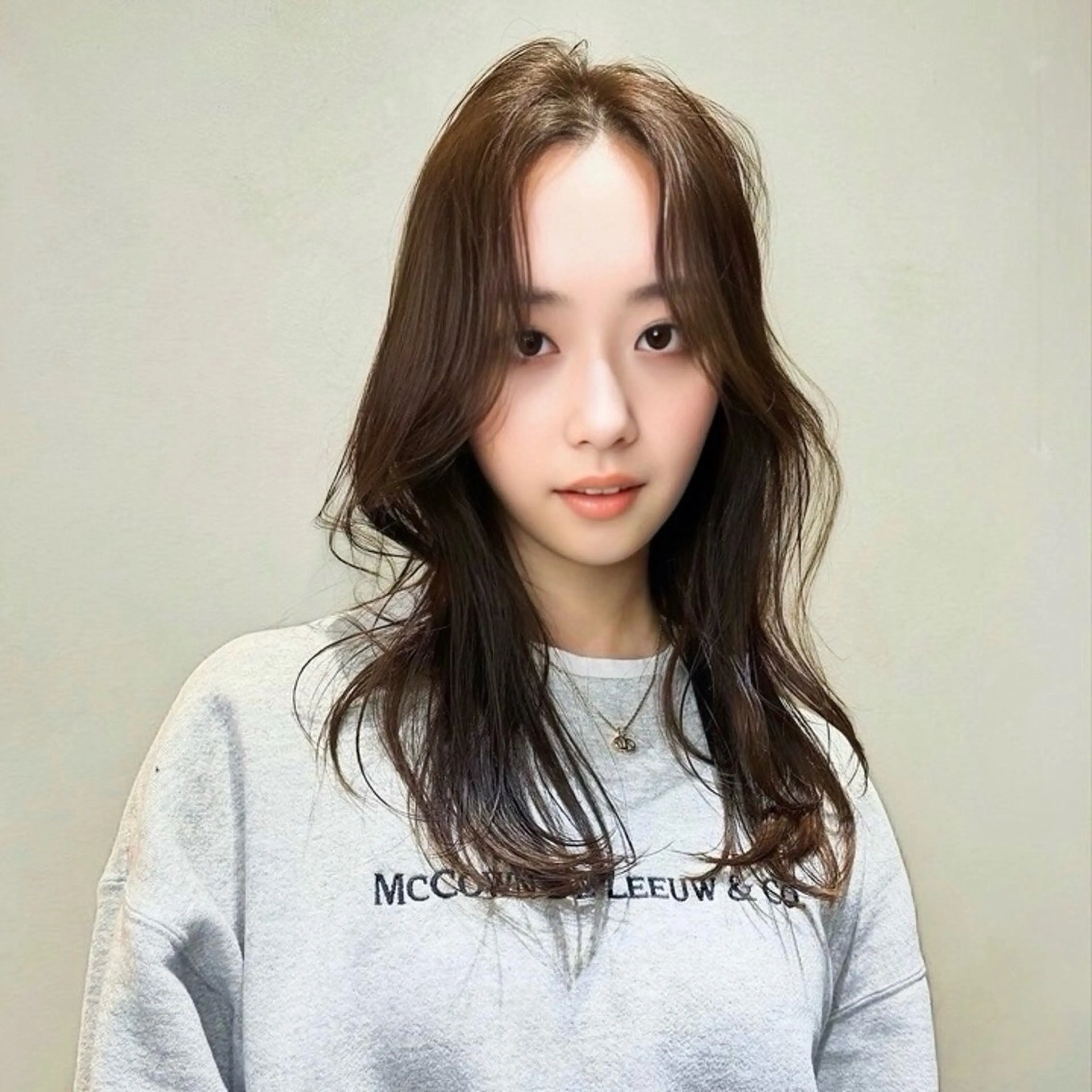 ロング NEWTON 🌟カットモデル募集のヘアスタイル