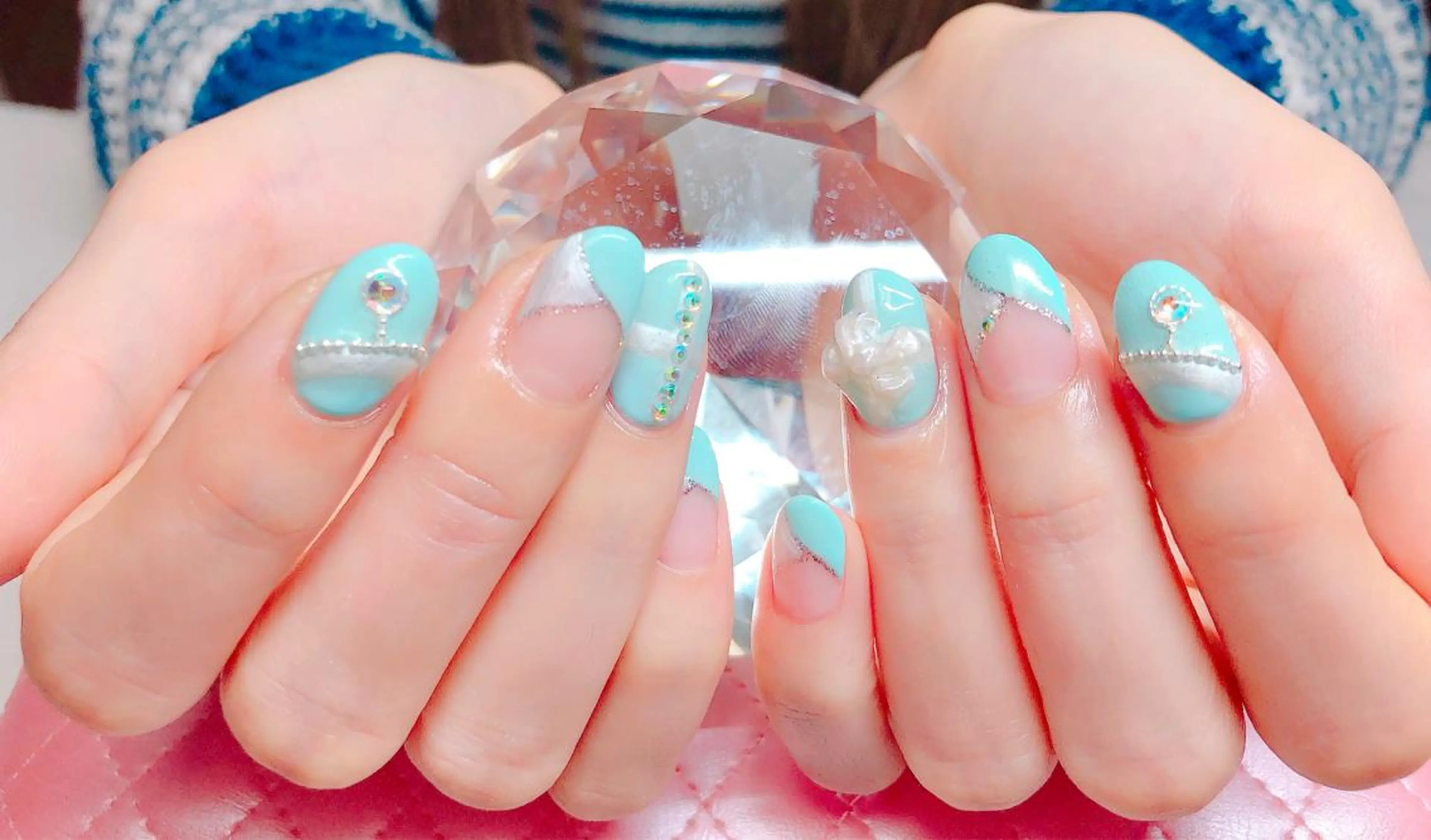 ネイル アートネイル CROWN プライベートサロンのネイルデザイン