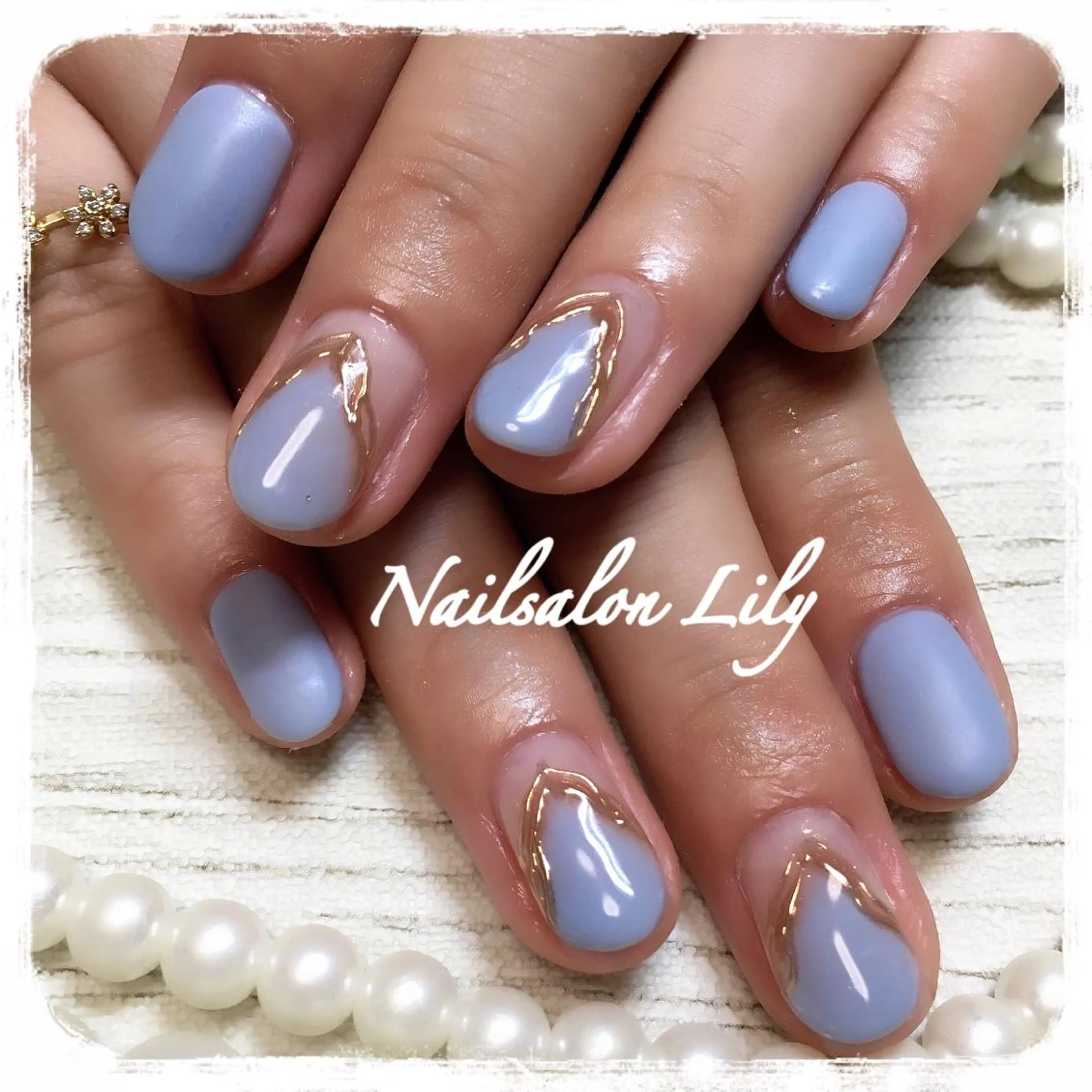 ネイル シンプルネイル Lily*nail 🌻Mii🌻のネイルデザイン