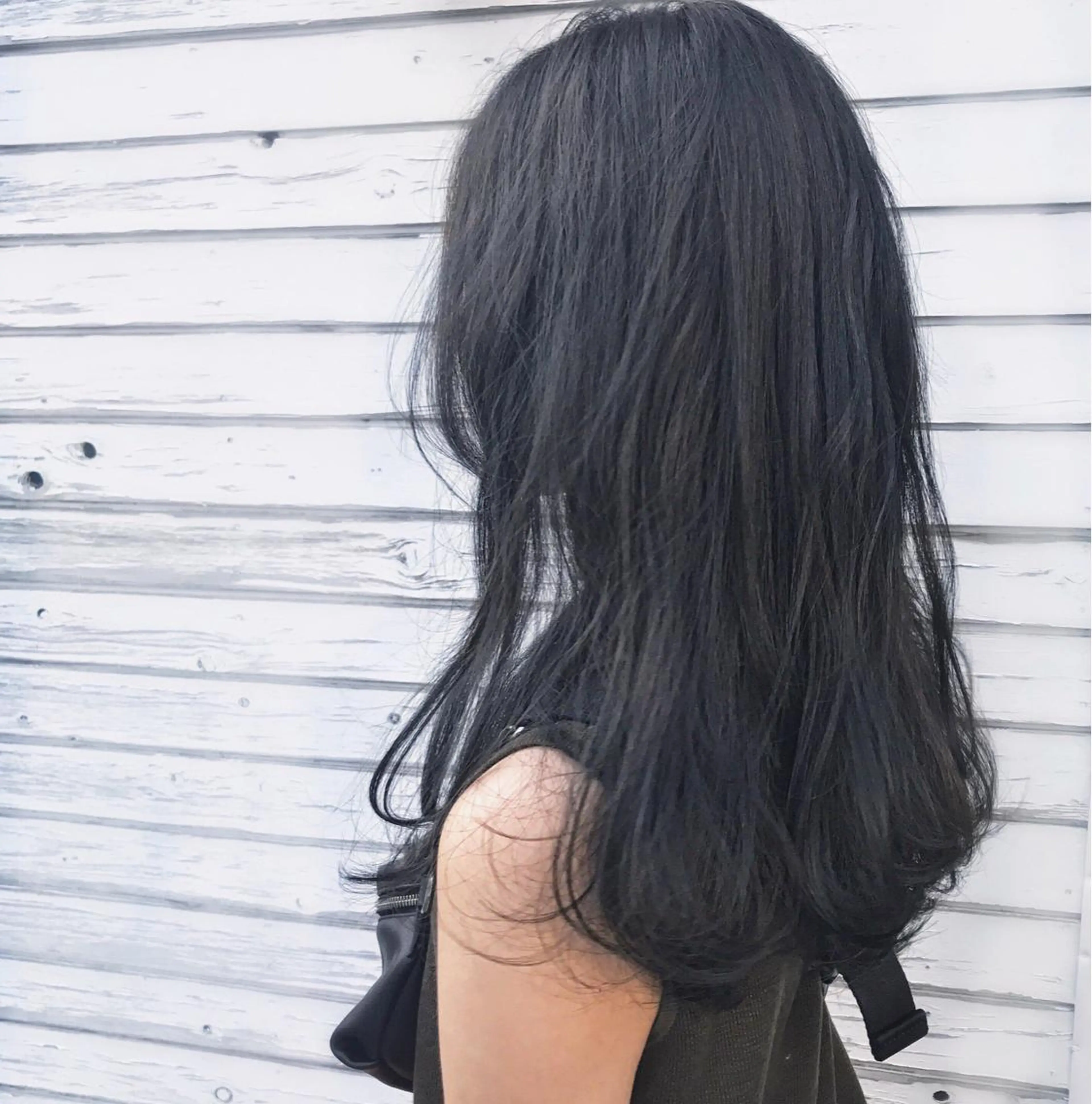 セミロング カラー アディクシーカラー ブルーカラー 透明感カラー カット ヘアカラー トリートメント 松田卓也🌟髪質改善 🌟縮毛矯正🌟艶髪のヘアスタイル