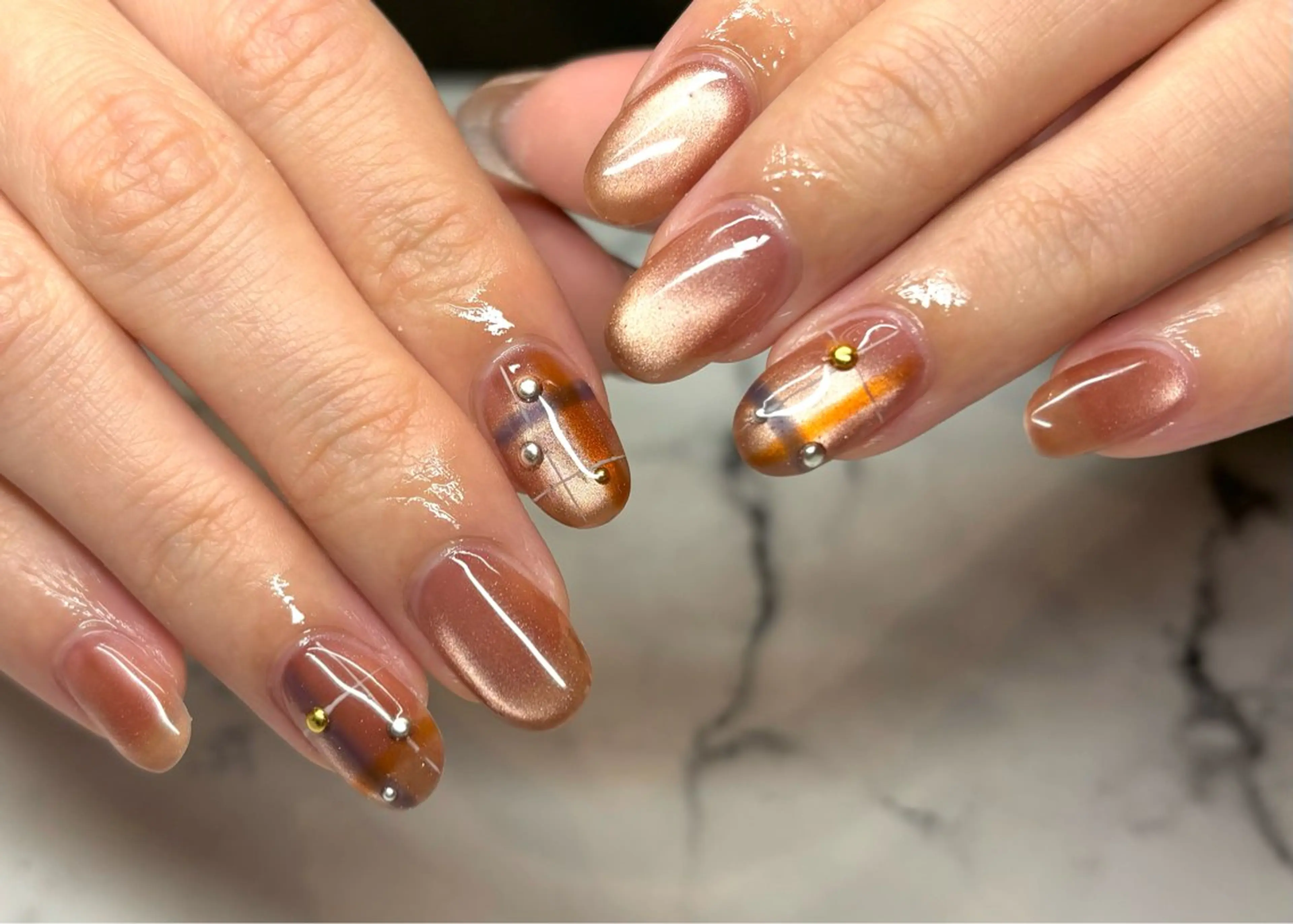 ネイル マツエク 𝒾𝓀𝑜𝒾 *:.｡.☆のネイルデザイン