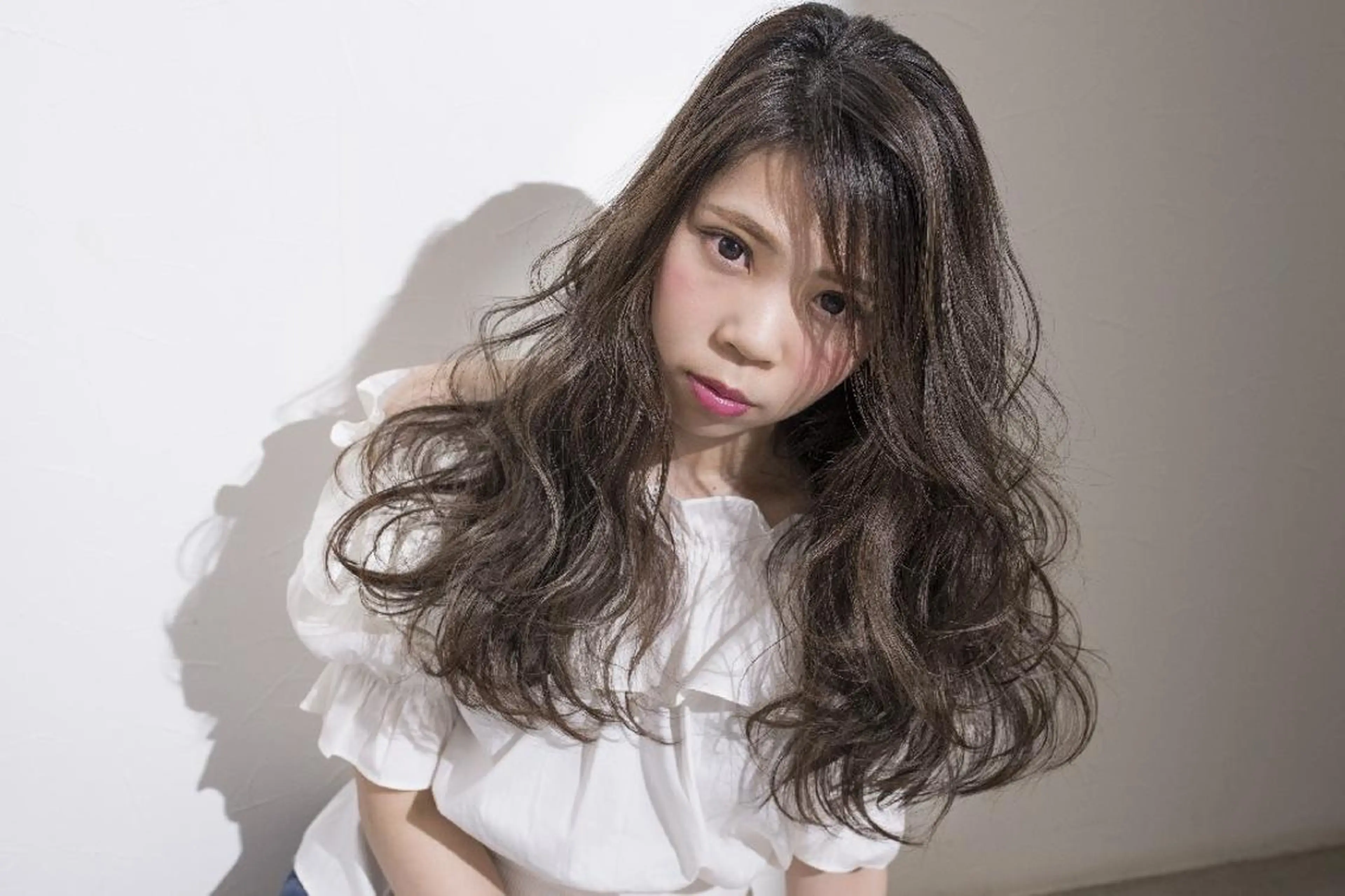 セミロング パーマ カラー belta 姫路山吹 カラーモデル募集のヘアスタイル