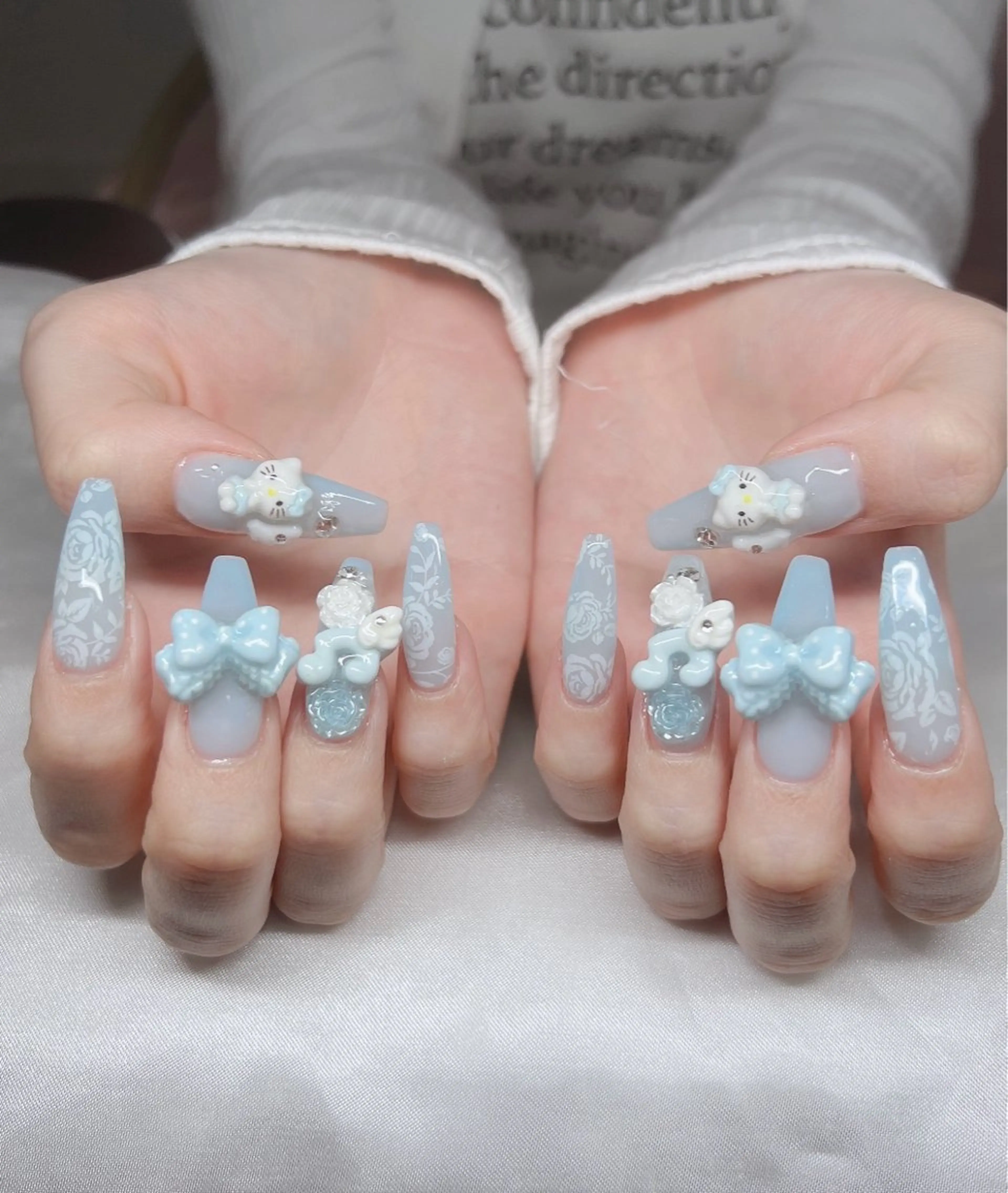 ネイル オーロラネイル チークネイル 長さ出し フットネイル フレンチネイル Lee Nails チップ長さだし専門店のネイルデザイン