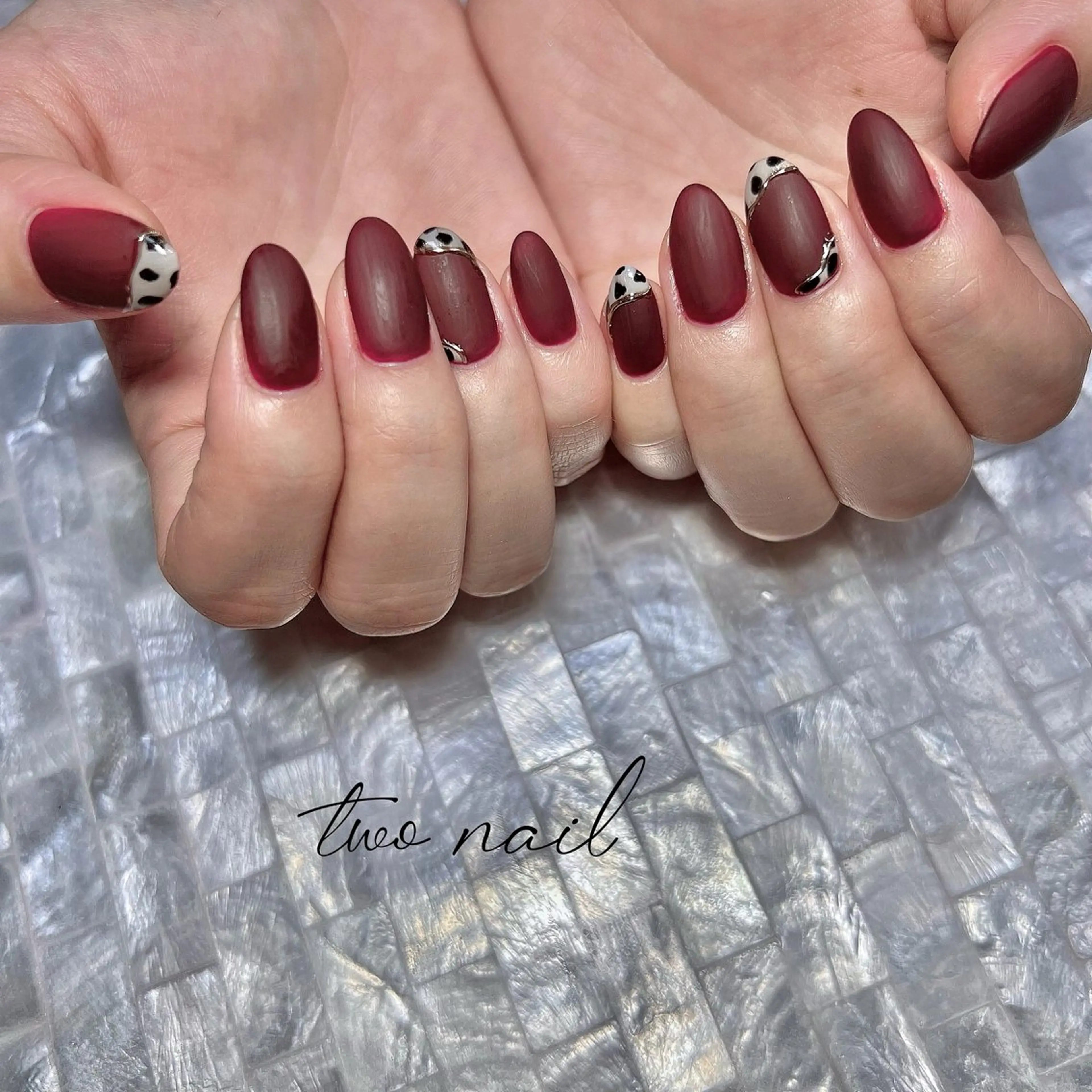 ネイル アートネイル ネイルチップ ホワイト ハンドネイル two nailのネイルデザイン