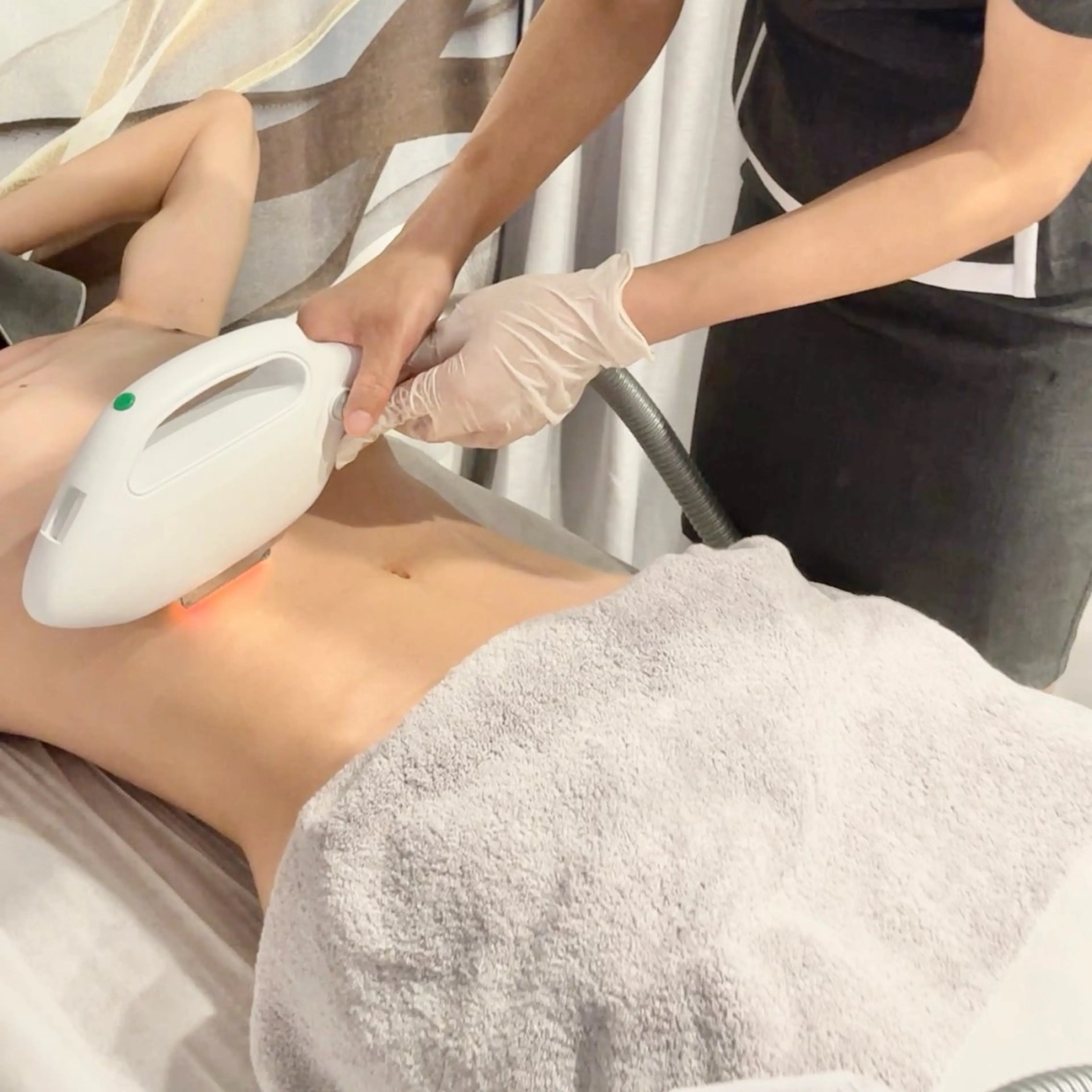 メンズ キッズ 肌管理脱毛ピーリング CDFAkasakaのエステ・リラクイメージ