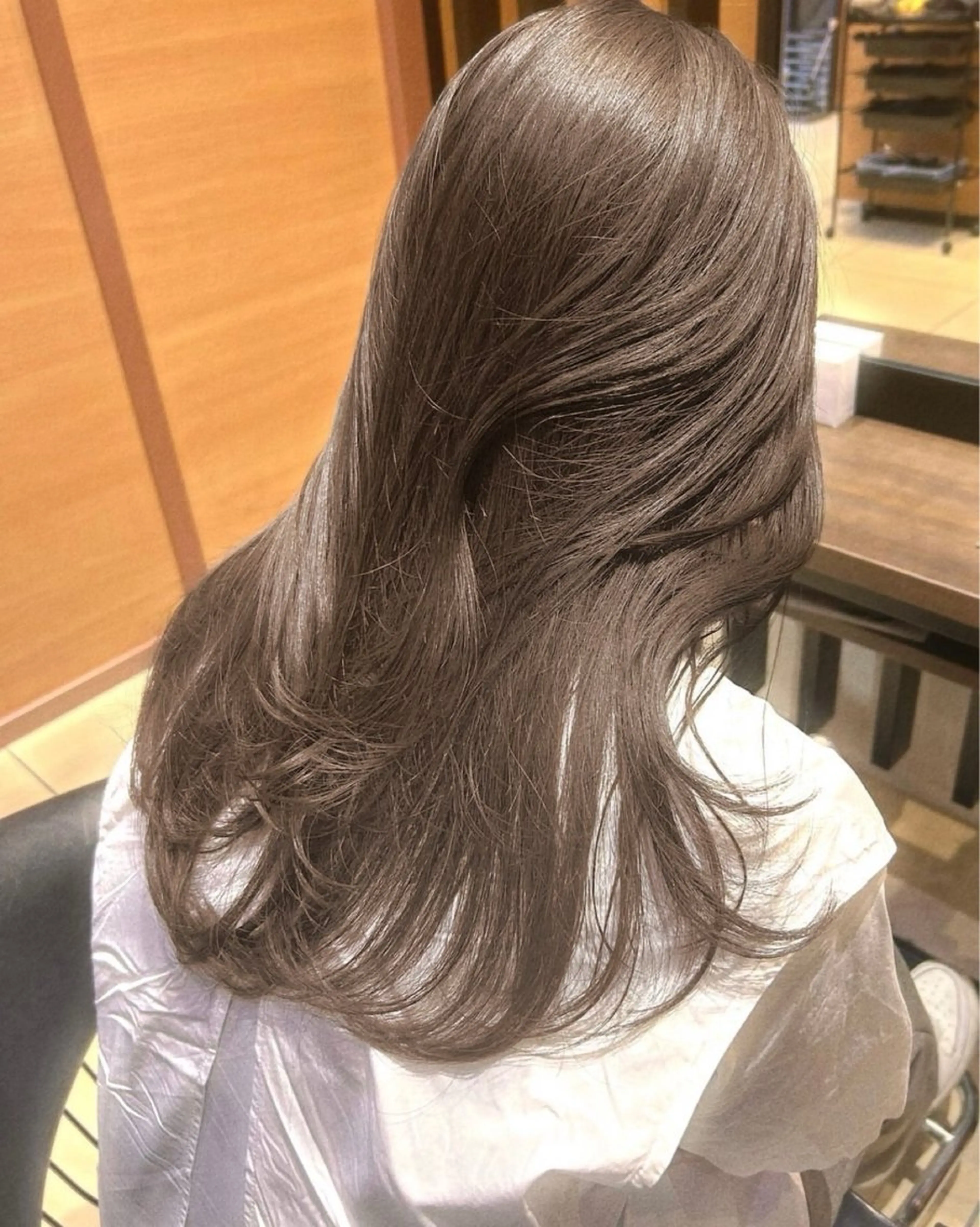 ロング カラー ヘアカラー トリートメント 🫧森 未来🫧のマツエク・マツパデザイン