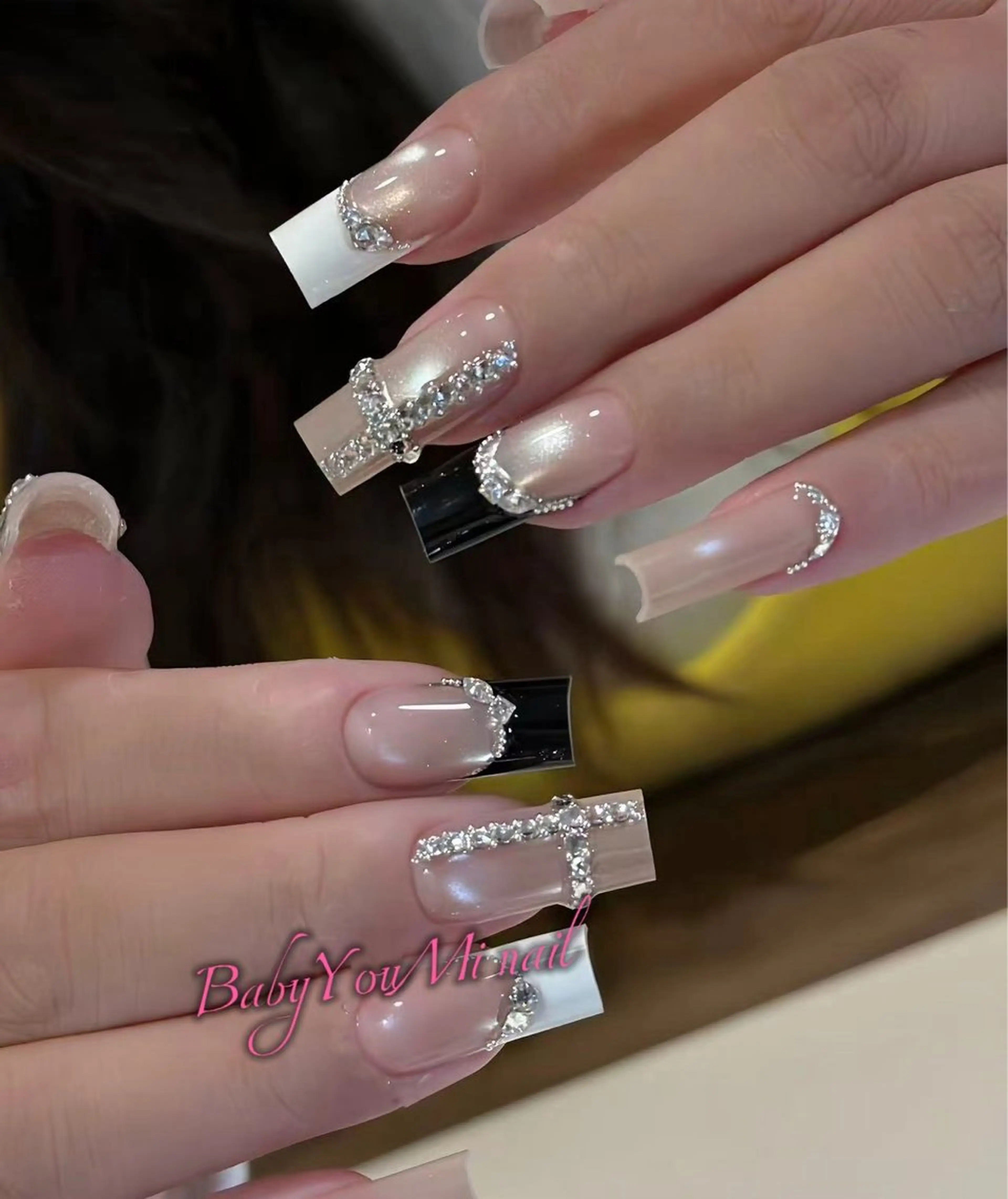 ネイル オーロラネイル 成人式 フットネイル フレンチネイル ジェルネイル ハンドネイル 相沢 さやかのネイルデザイン