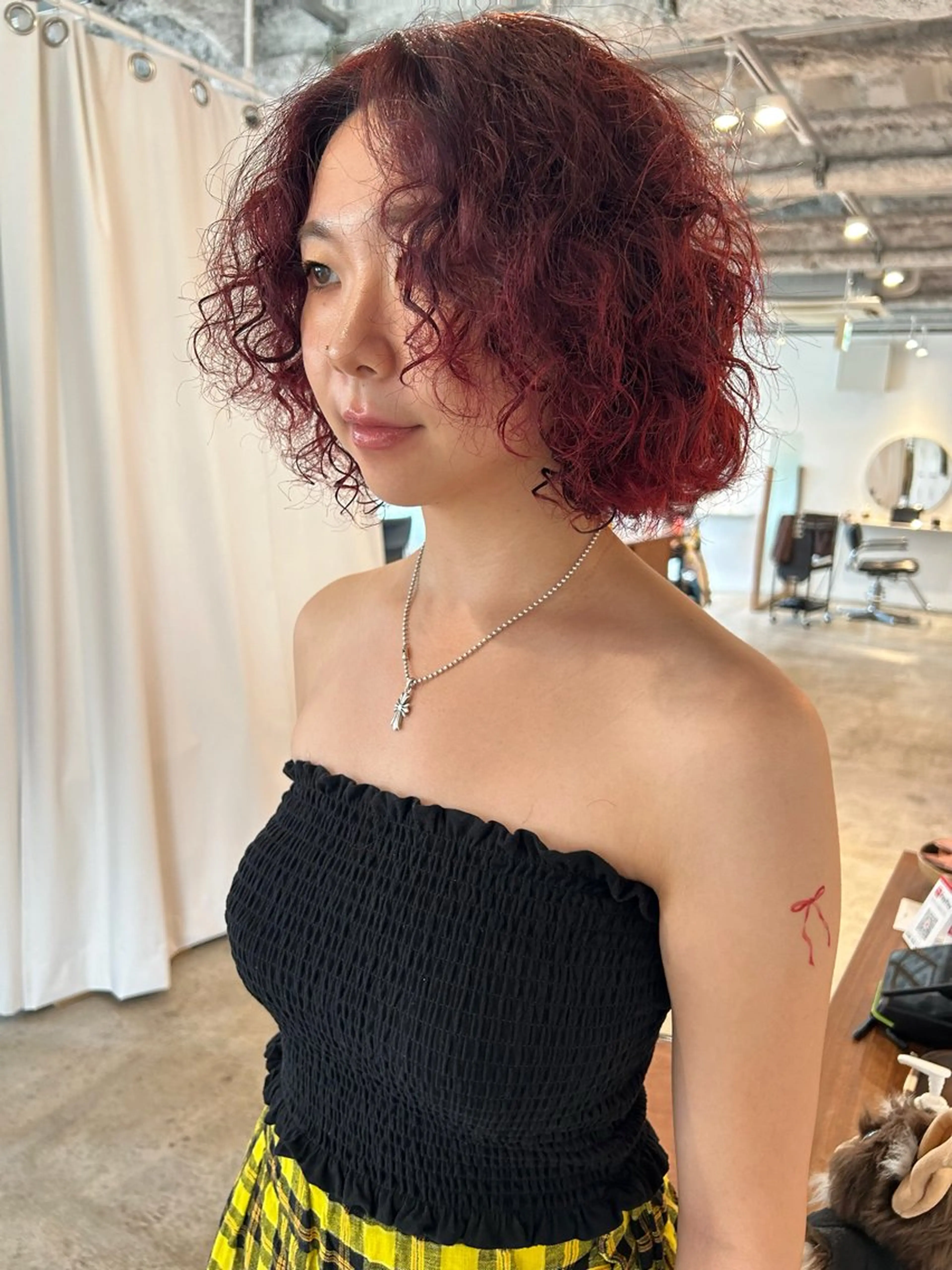 ミディアム カラー パーマ ヘアアレンジ ブリーチ ブリーチなしカラー ヘアカラー 🎀suzuna 透明感colorのヘアスタイル