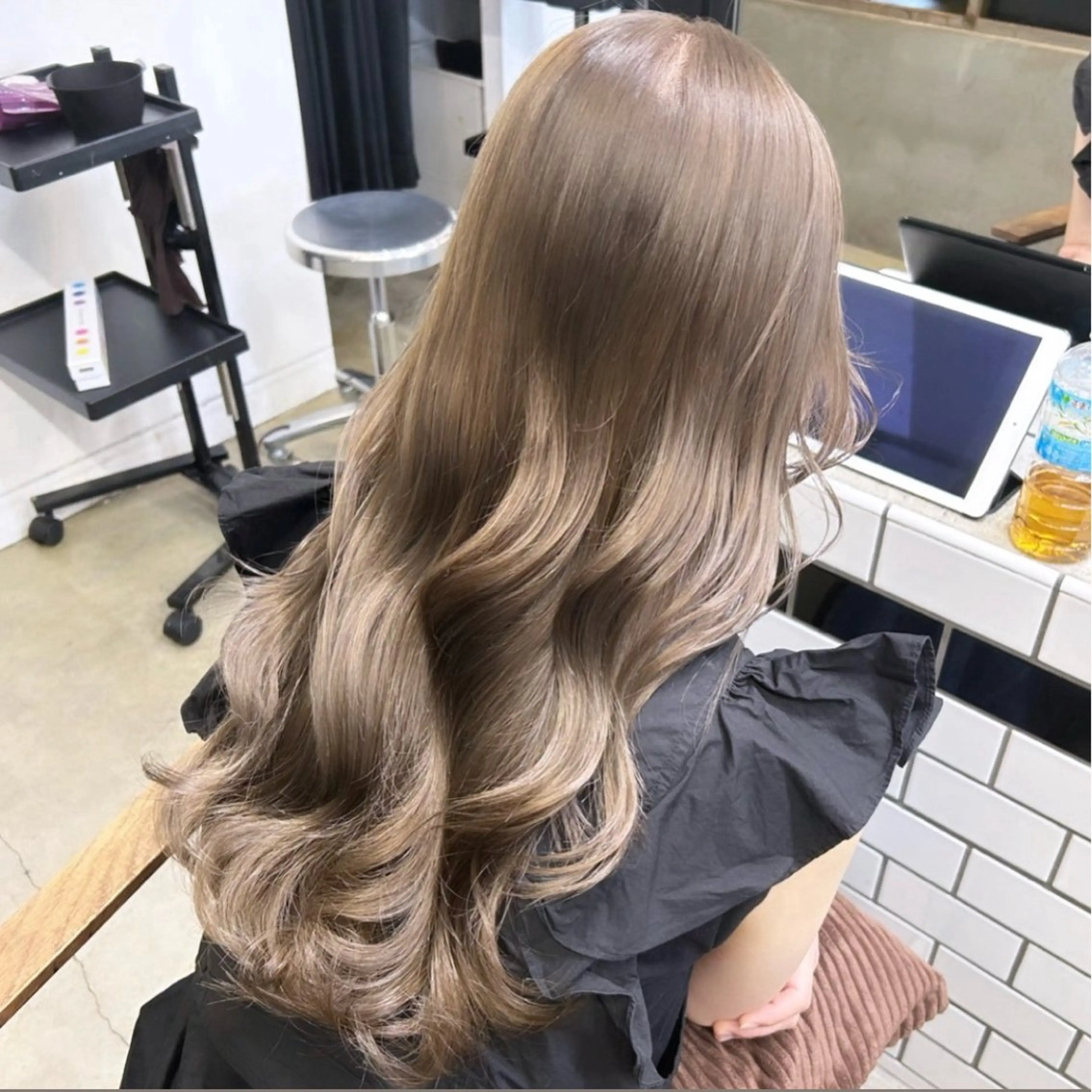 ロング ロング 🧸ハイトーン ✨りこのヘアスタイル