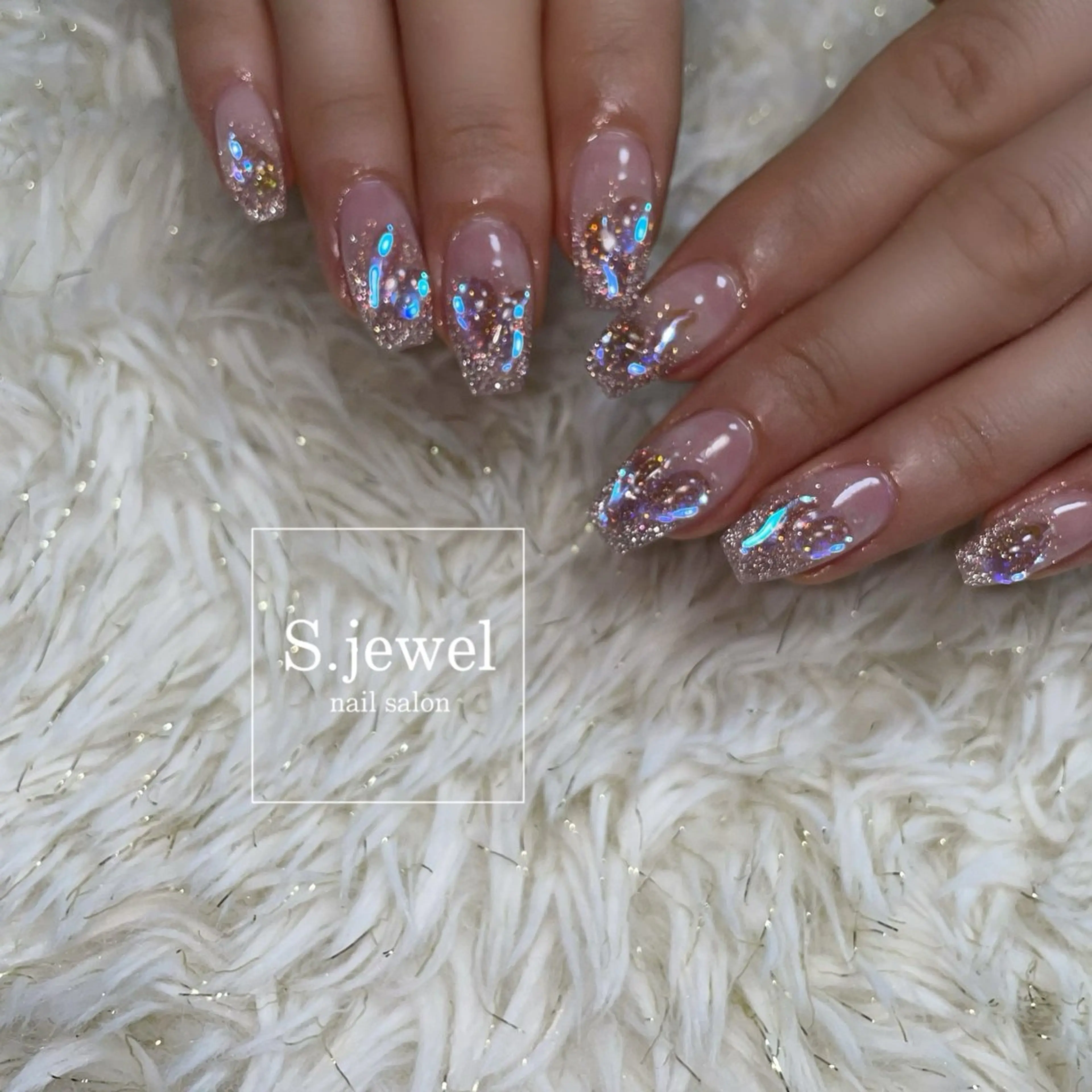 ネイル S. JEWELのネイルデザイン