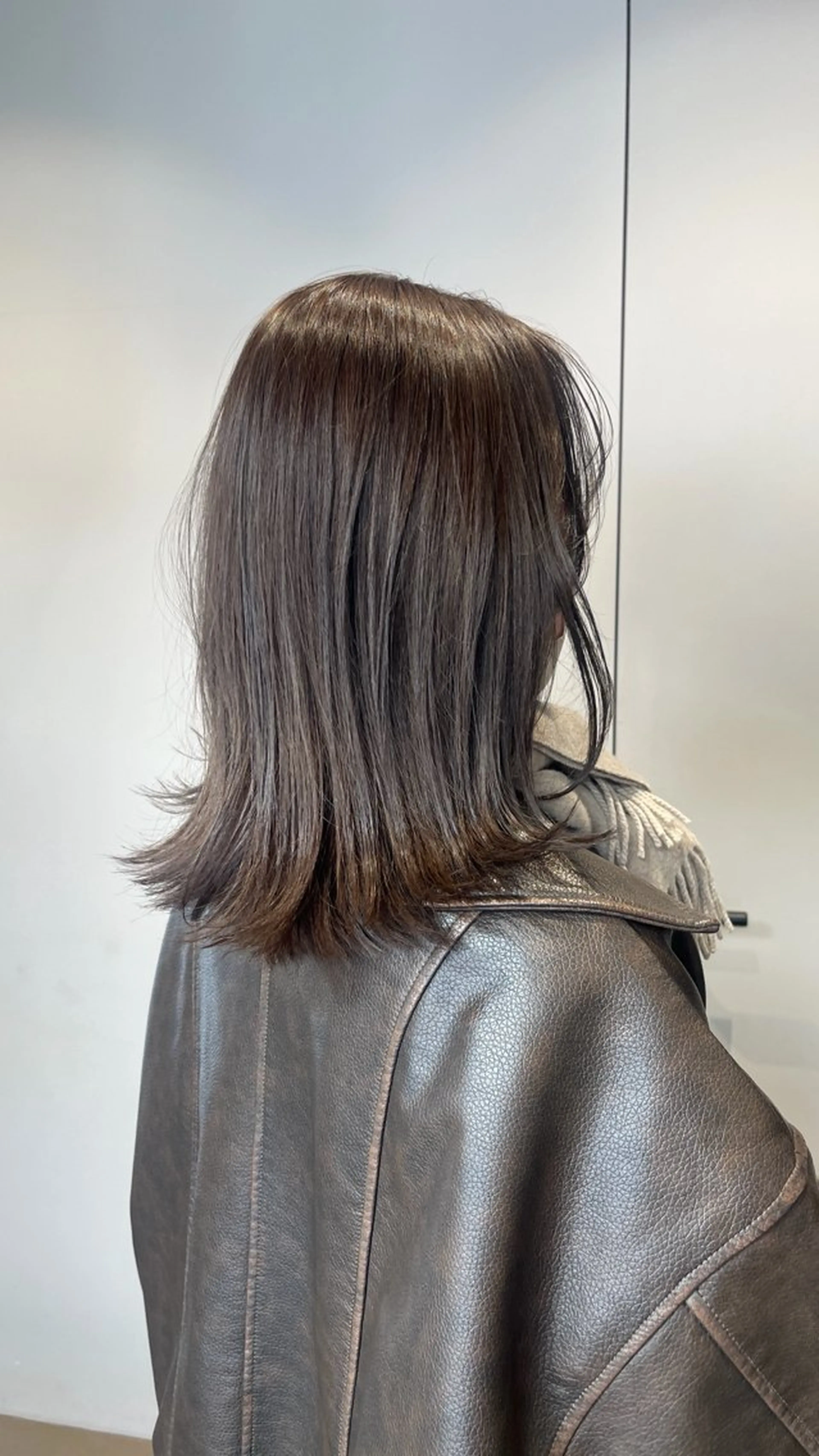 カラー 髙子 理央のヘアスタイル