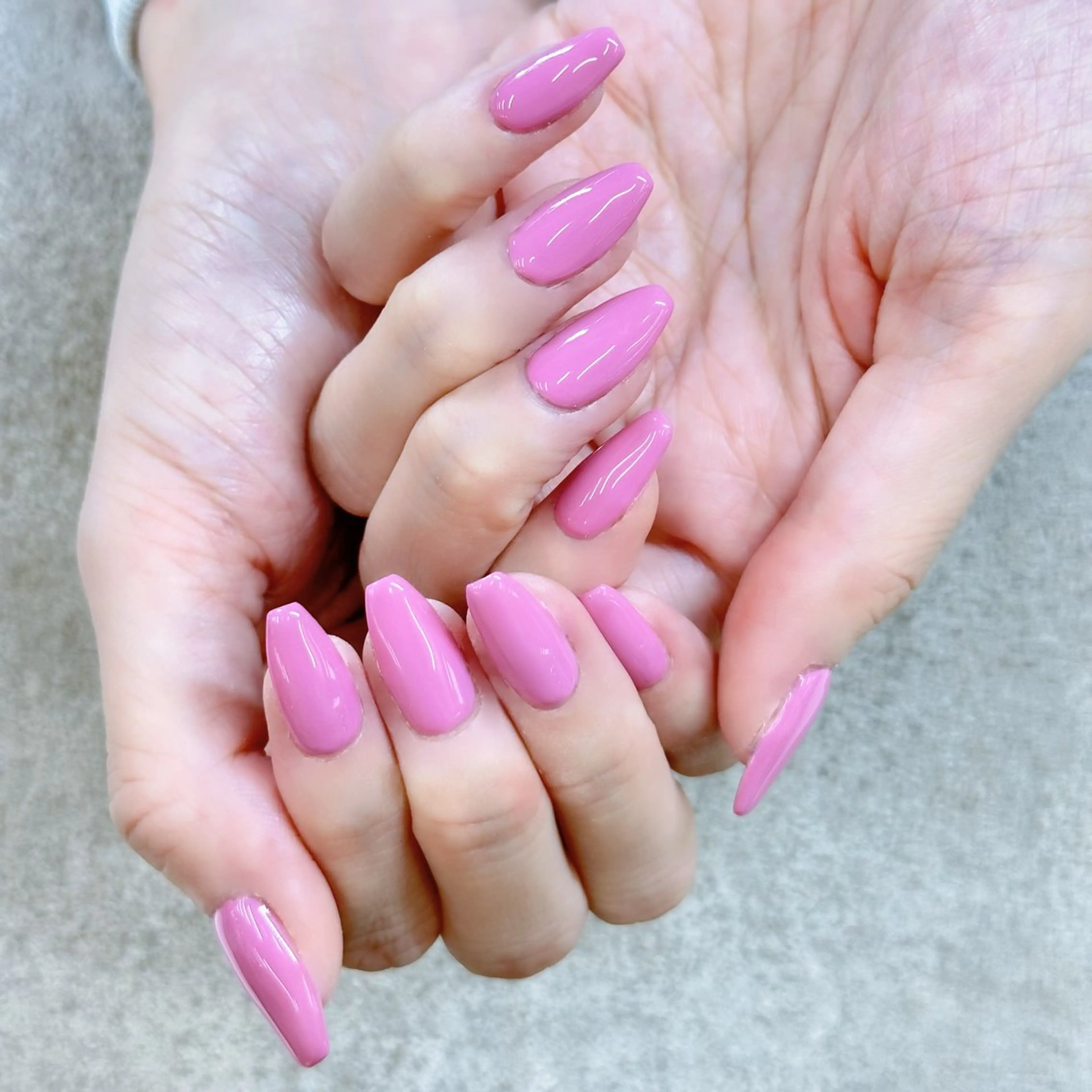 ネイル ブルー ピンク MAXKELLY MEGUMIのネイルデザイン