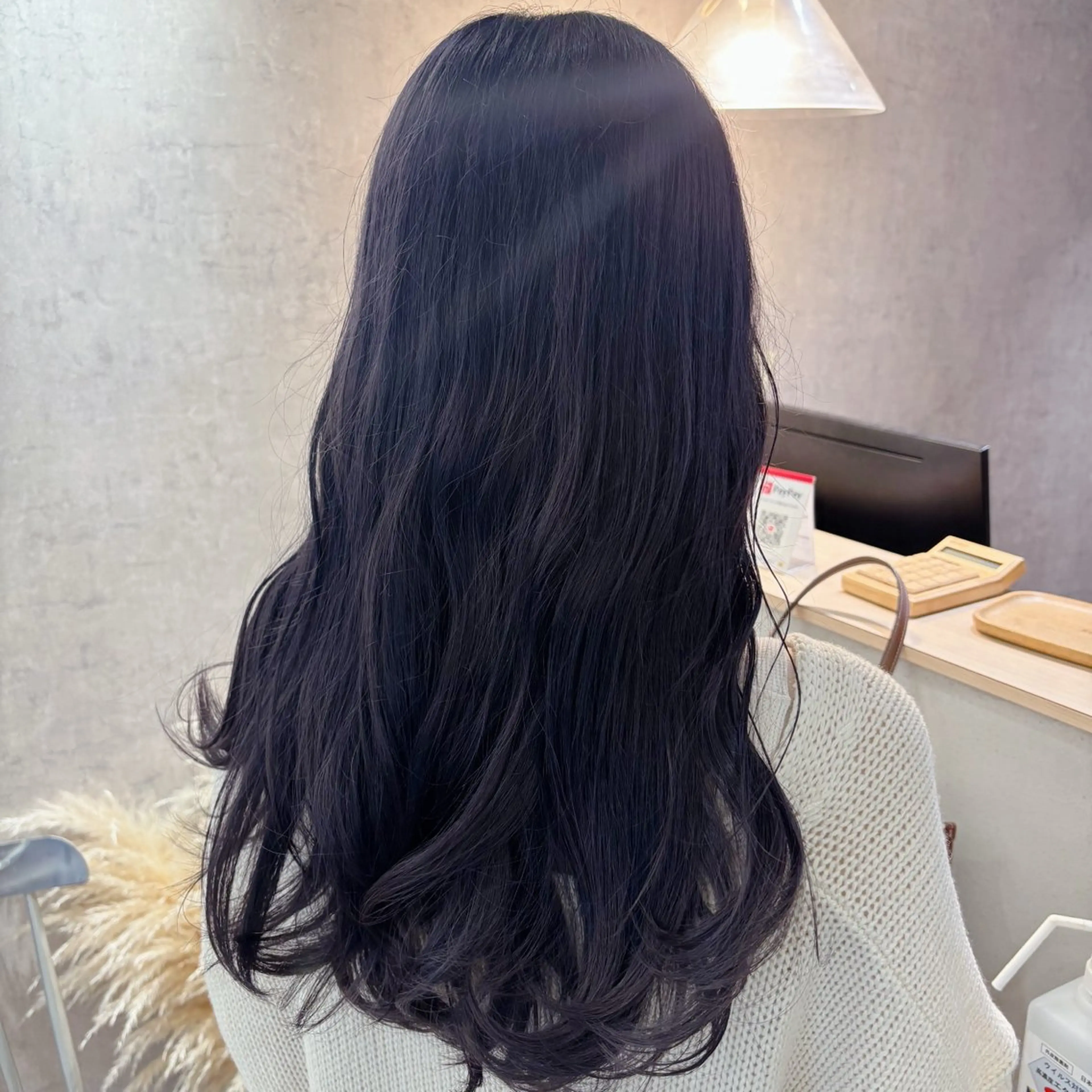 カラー ディープラベンダー ラベンダーカラー 石原 望来のヘアスタイル
