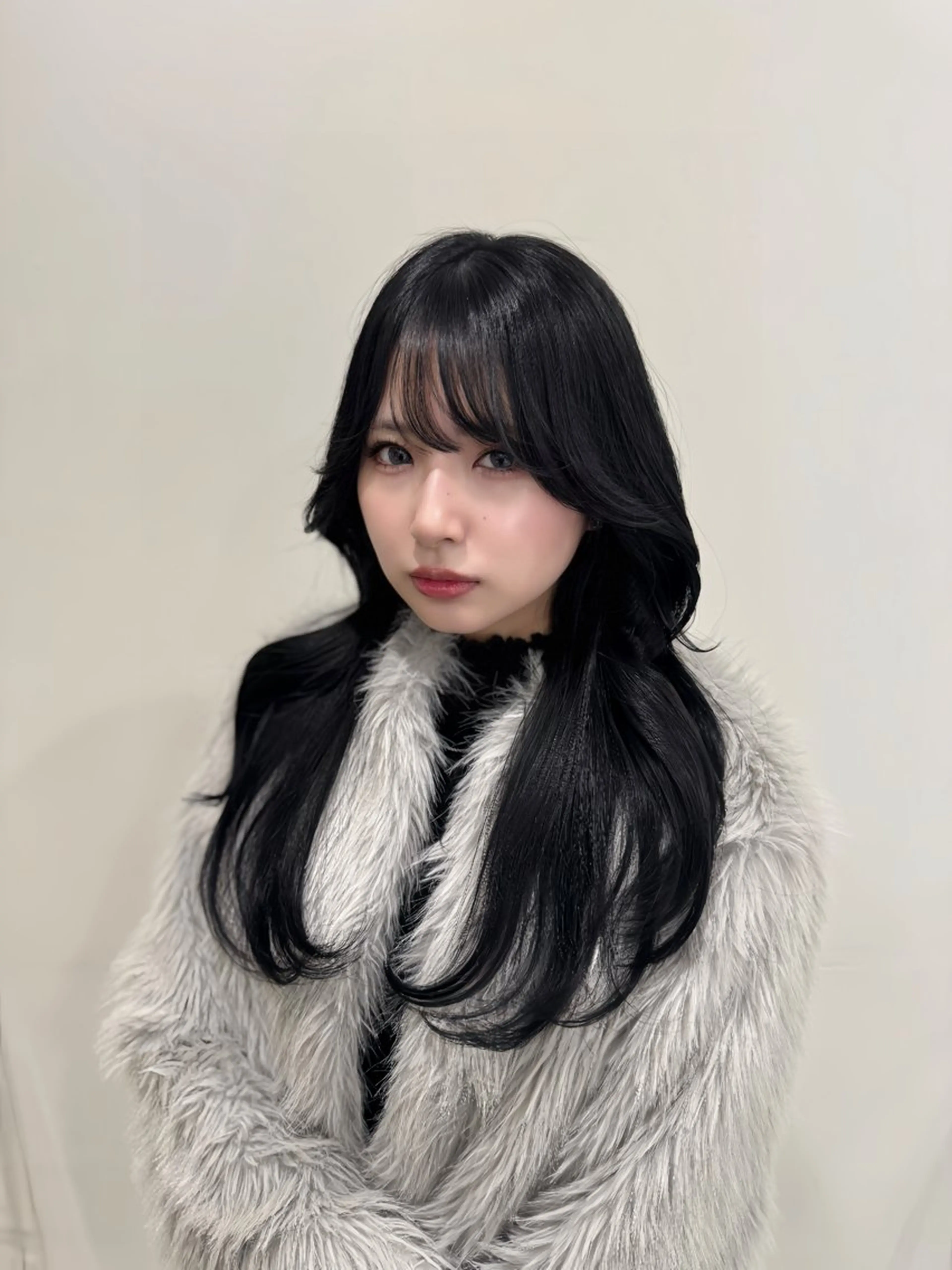 ロング カラー ヘアアレンジ カット ヘアカラー トリートメント ヘッドスパ ヘアセット 韓国レイヤーカット /韓国トレンドカラーのヘアスタイル