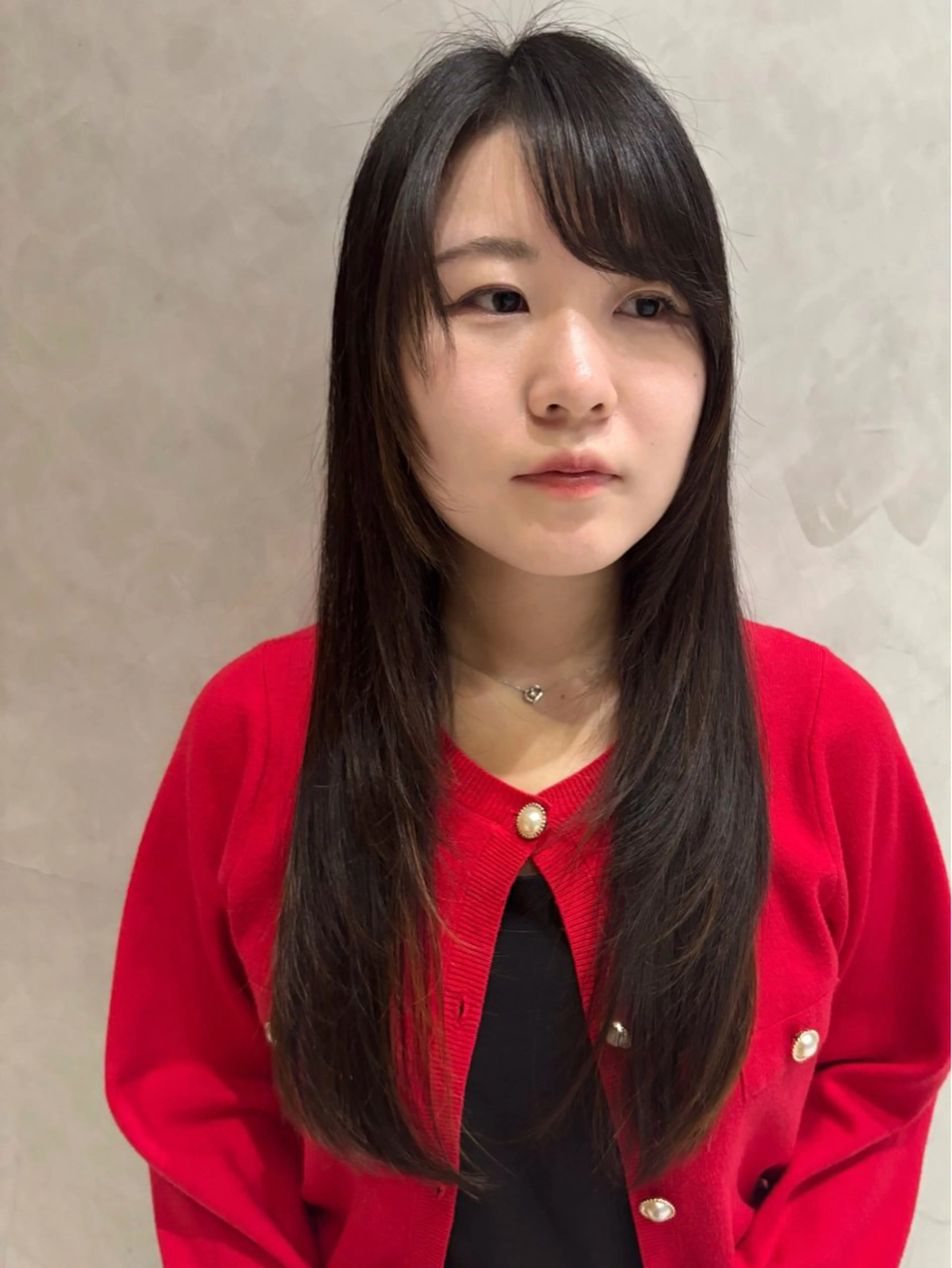 ロング 顔まわりレイヤー 顔周りカット レイヤーカット モデル募集中 🌷hitohitoのヘアスタイル