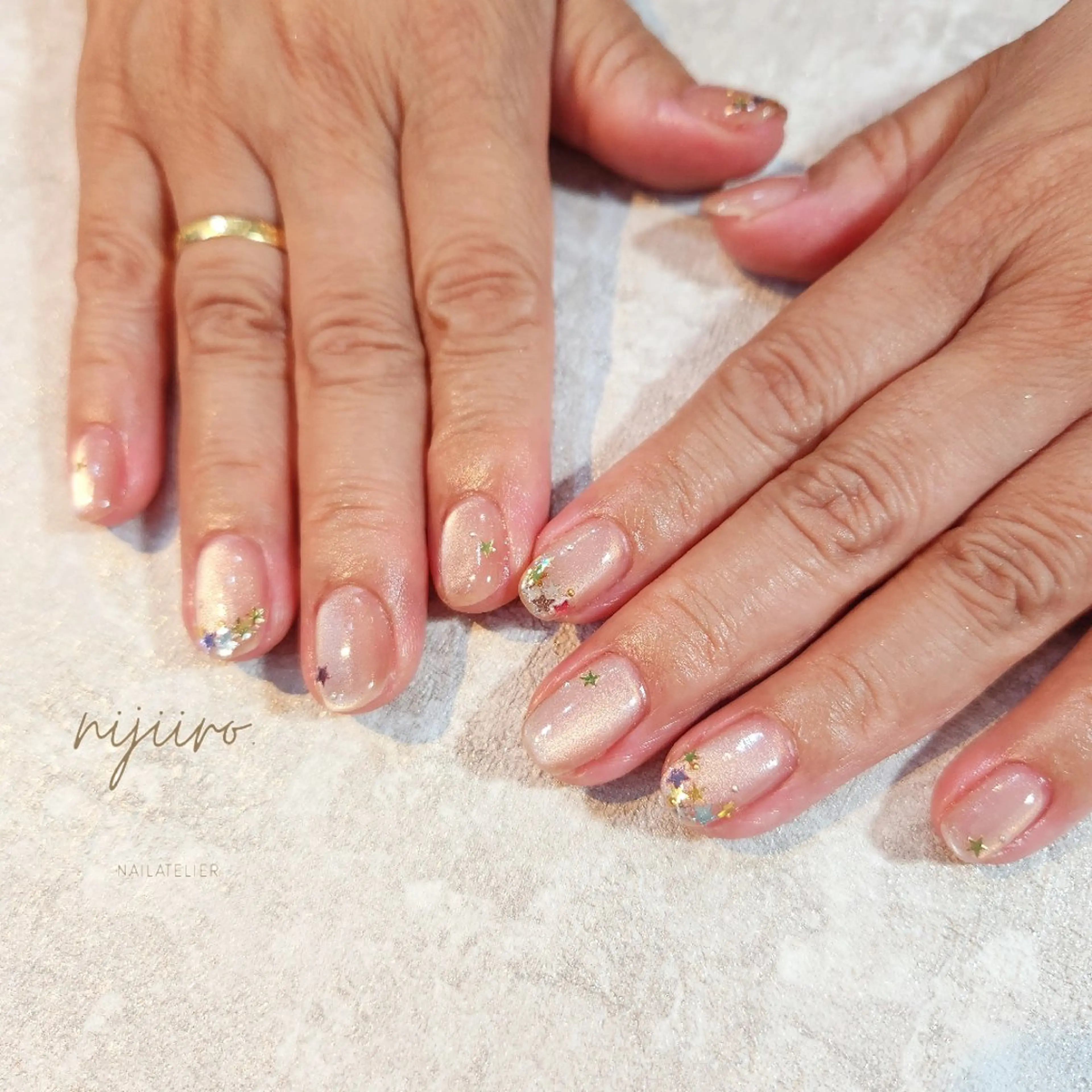 ネイル ハンドネイル nailatelier nijiiro.所属・nijiiro🌈 サトウのネイルデザイン