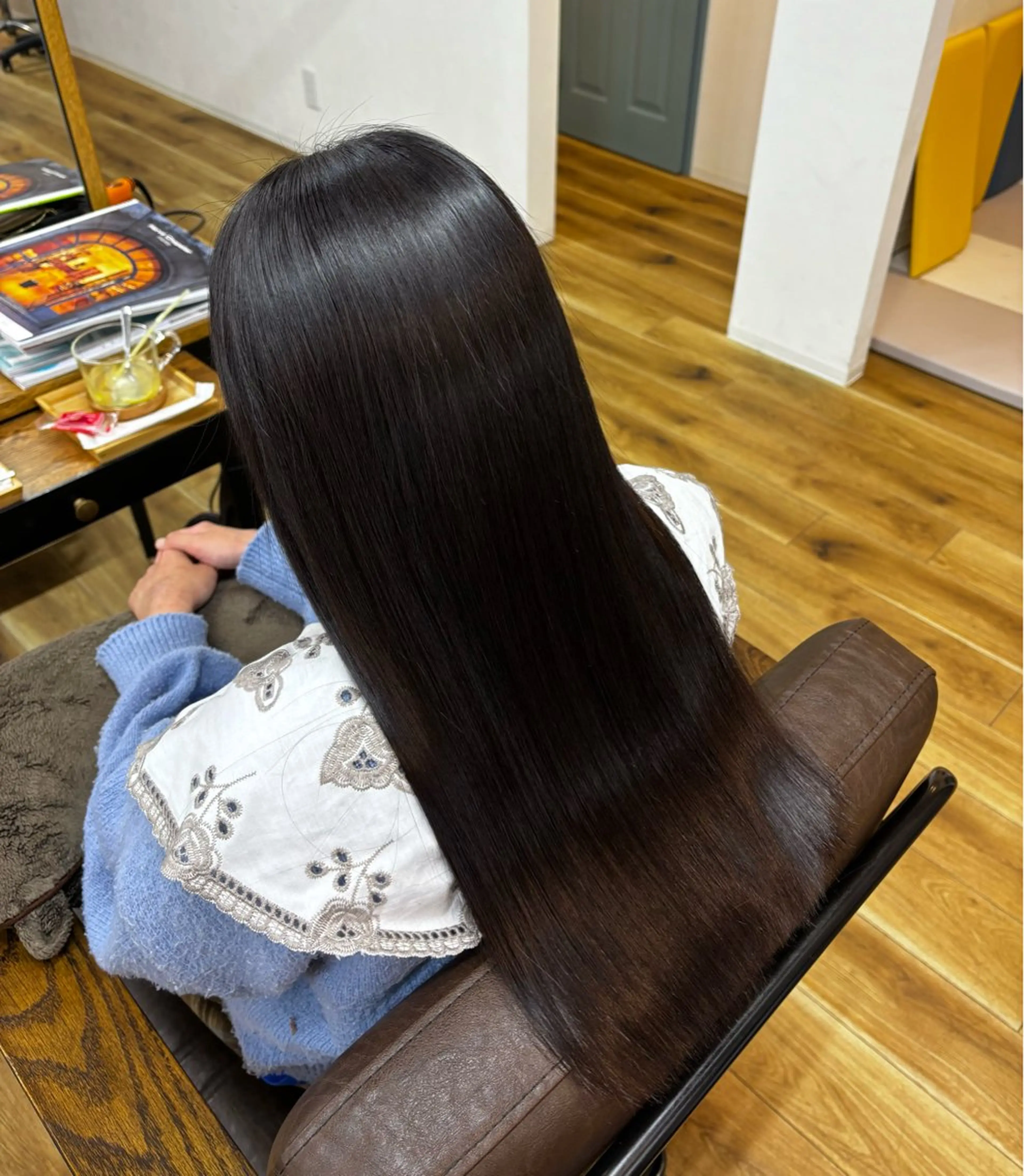 ロング カット 縮毛矯正 よこやま かりん🎵のヘアスタイル