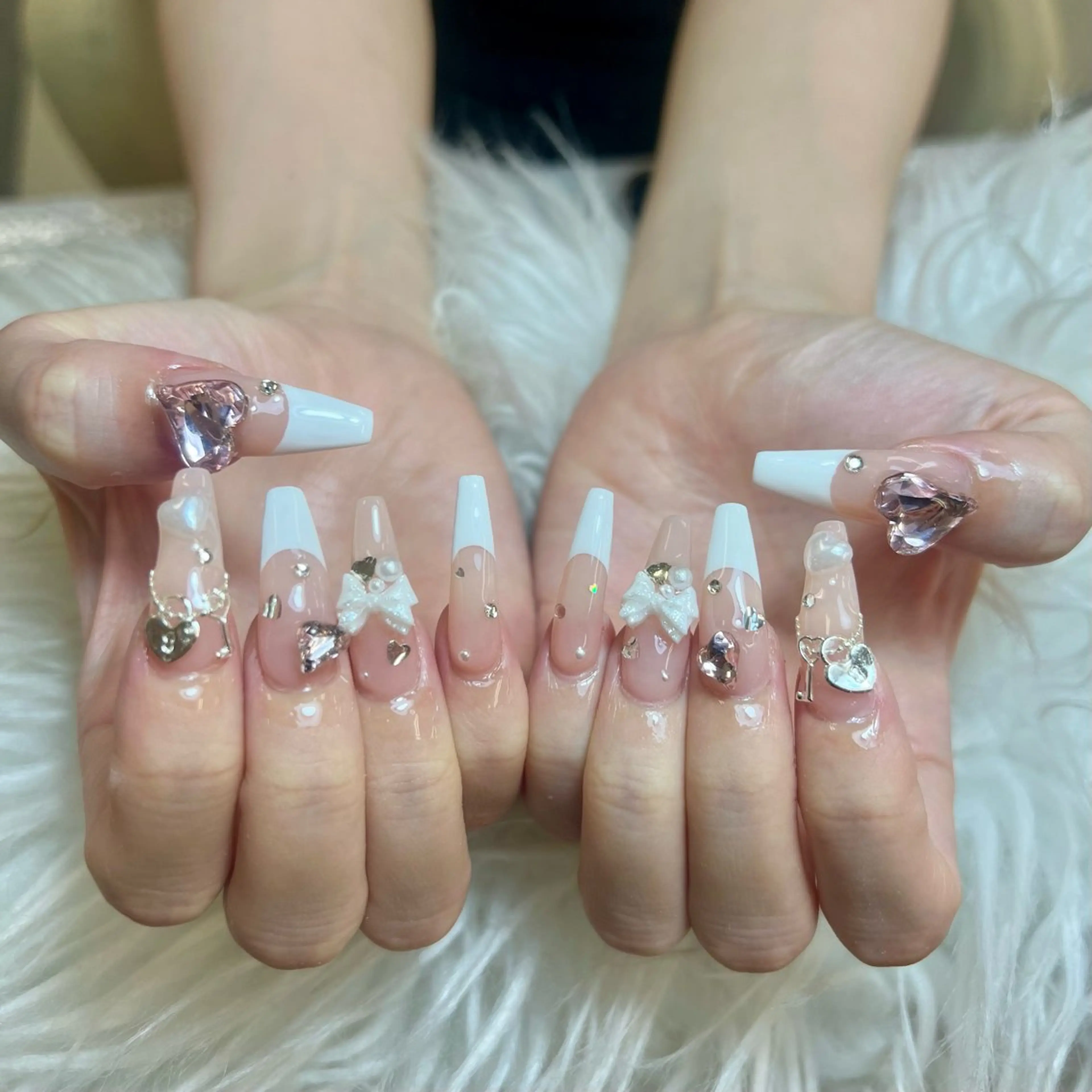 ネイル ハンドネイル ANH NAIL ゴテゴテ専門店💎のネイルデザイン