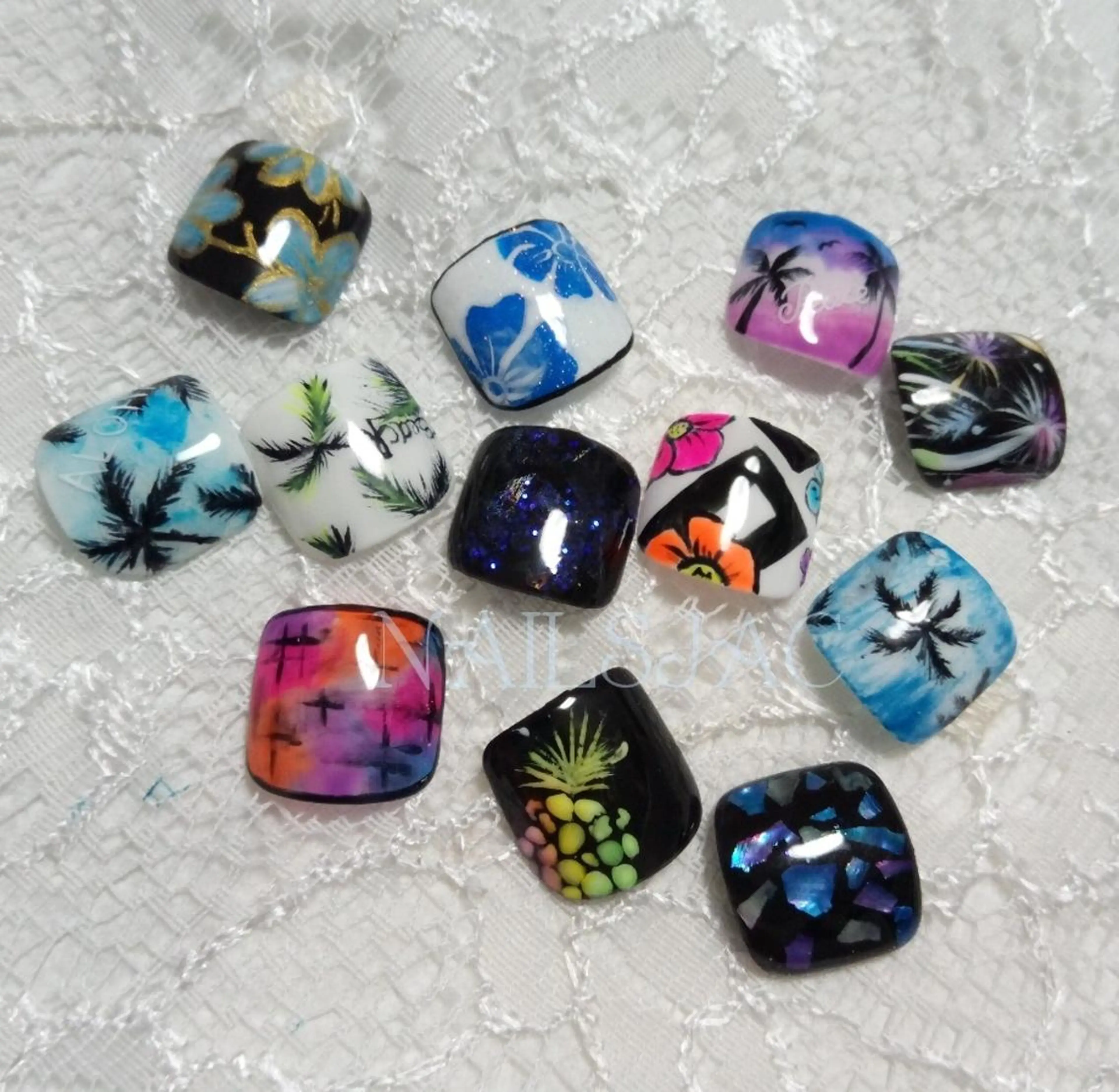 ネイル フットネイル NAILS JACのネイルデザイン