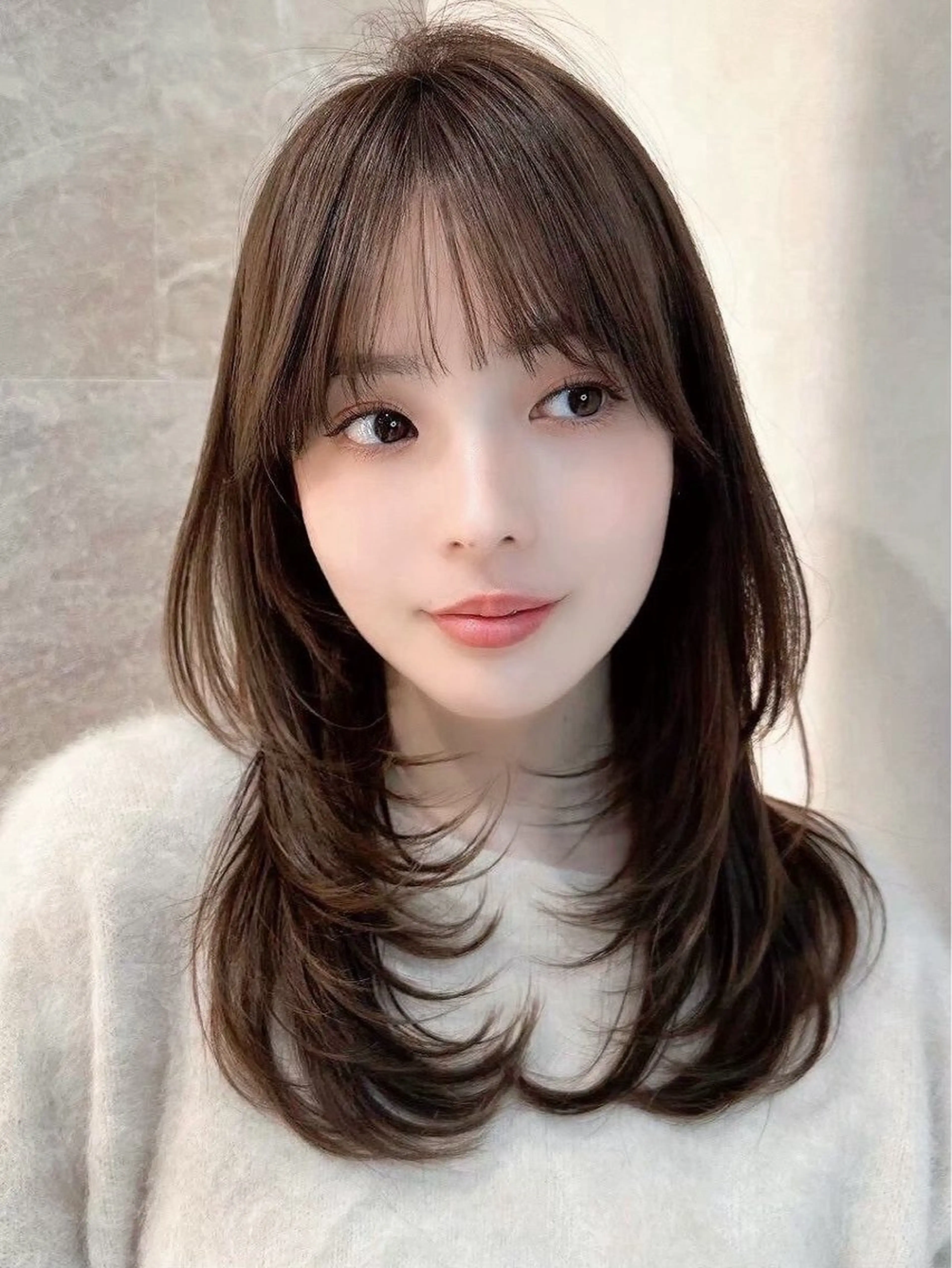 ミディアム 顔まわりレイヤー 顔周りカット レイヤーカット カット ヘアカラー トリートメント 宍戸 崇人のヘアスタイル