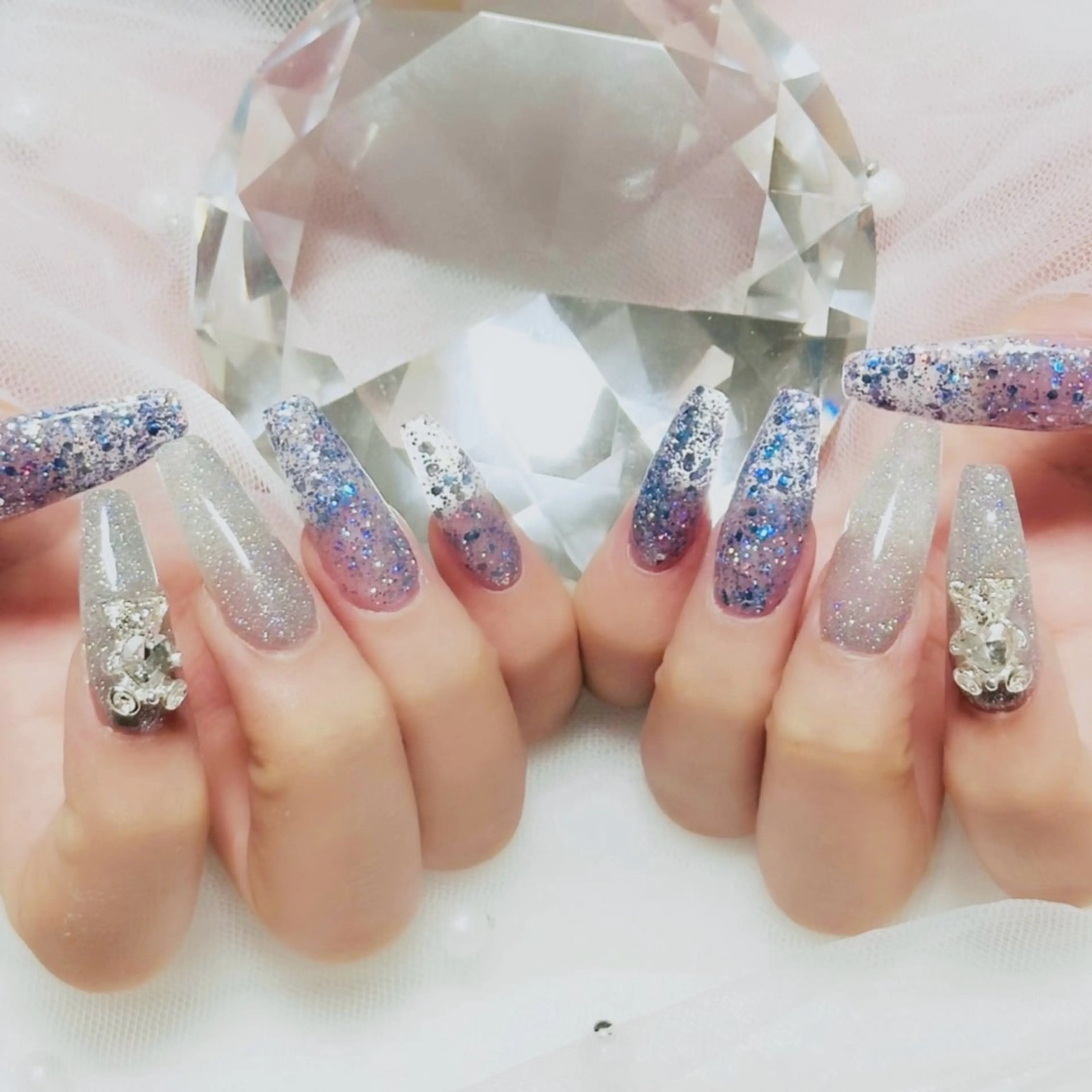 ネイル ハンドネイル フットネイル AKARI nail💅のネイルデザイン